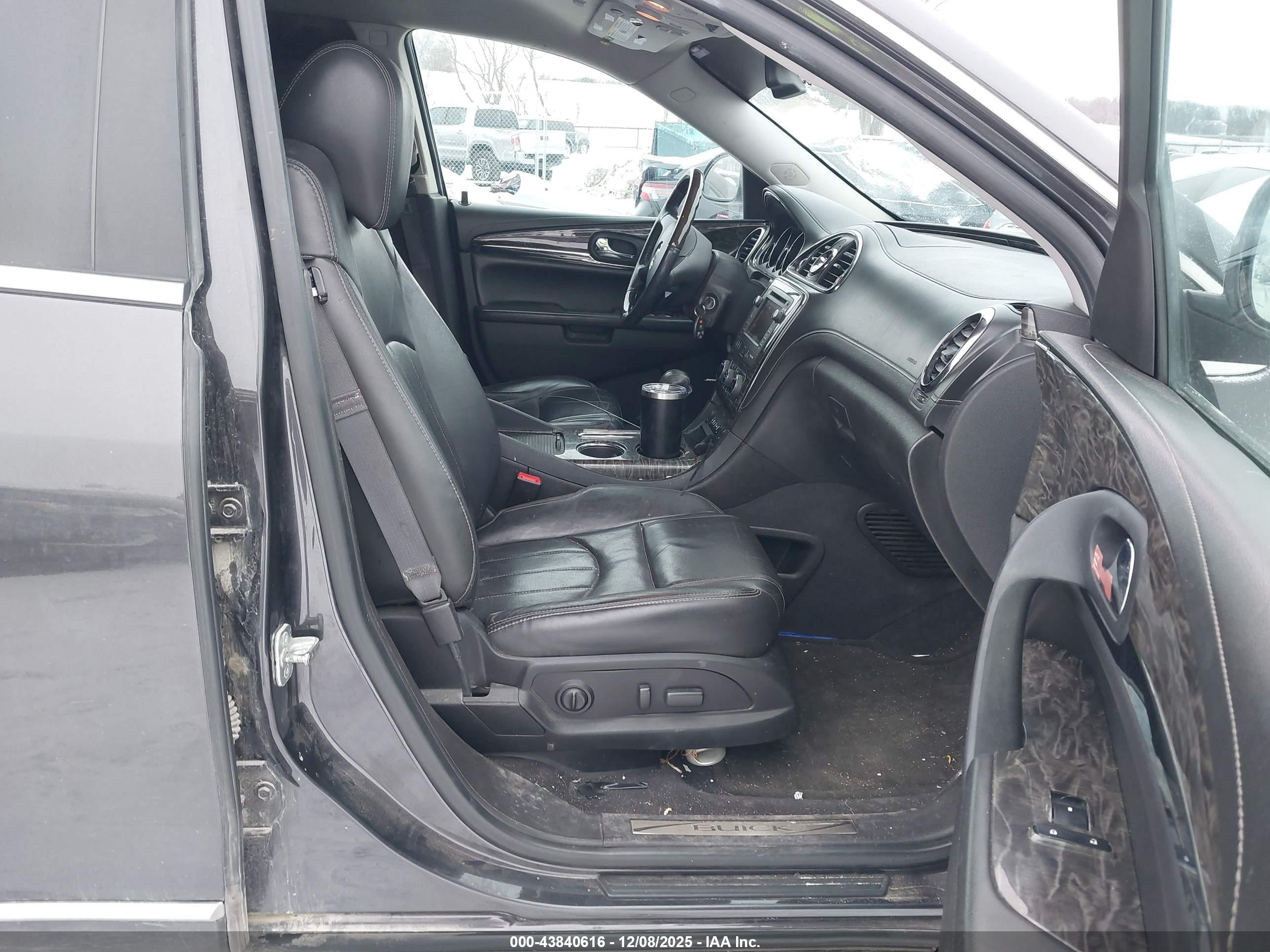 BUICK ENCLAVE image 5