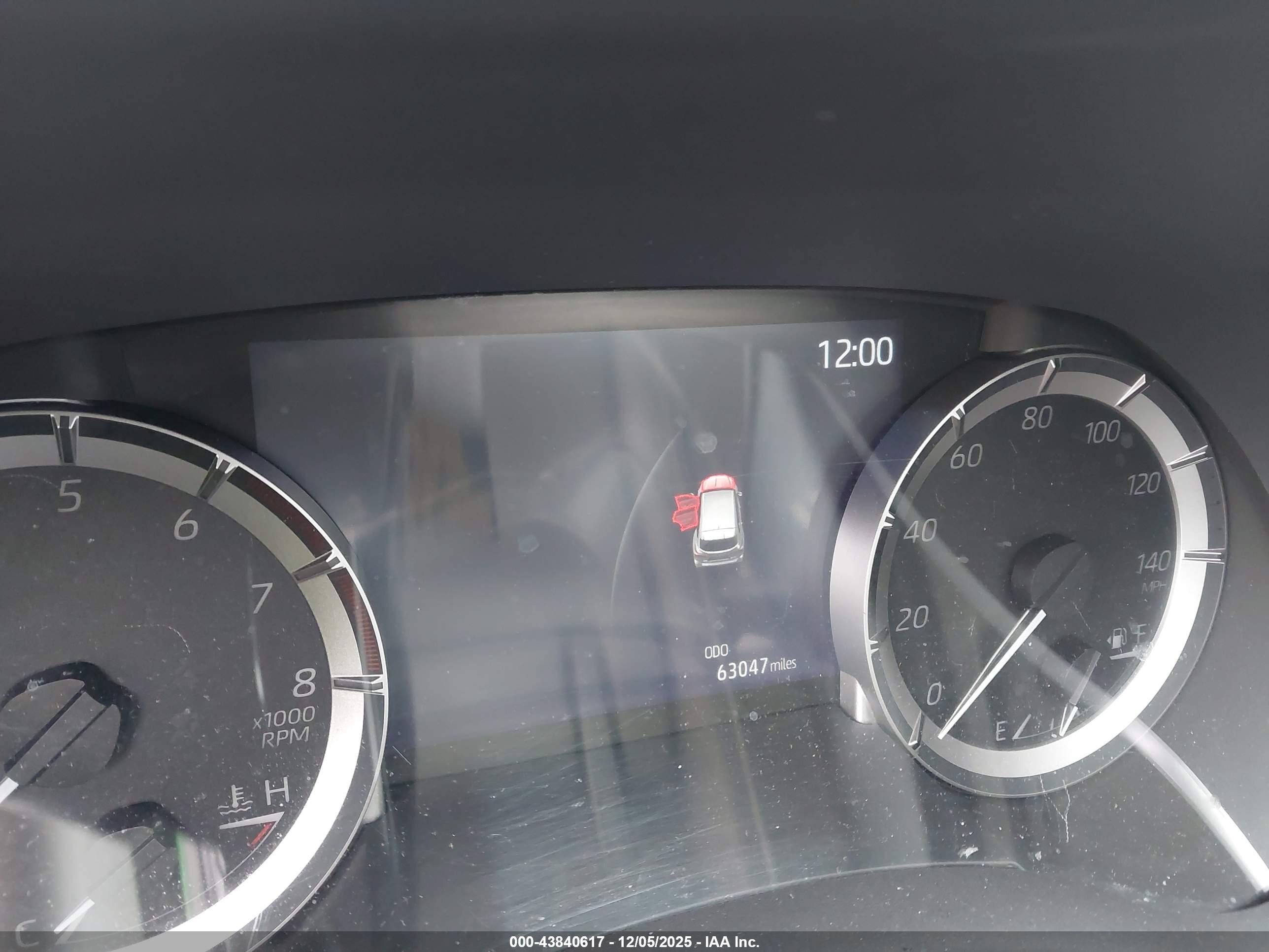 TOYOTA HIGHLANDER image 7