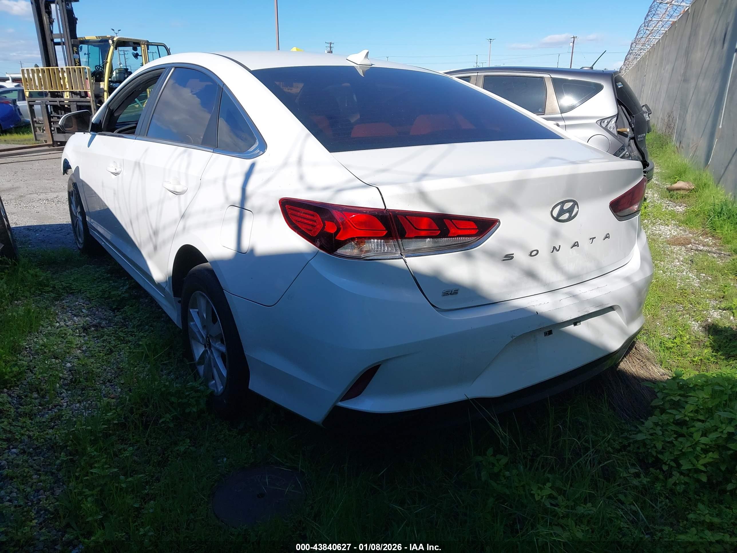 HYUNDAI SONATA image 3