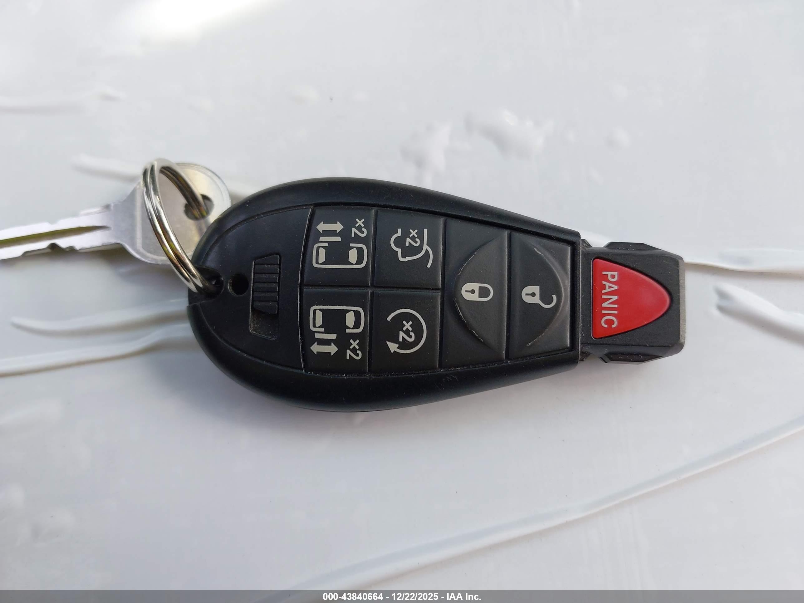 DODGE GRAND image 11