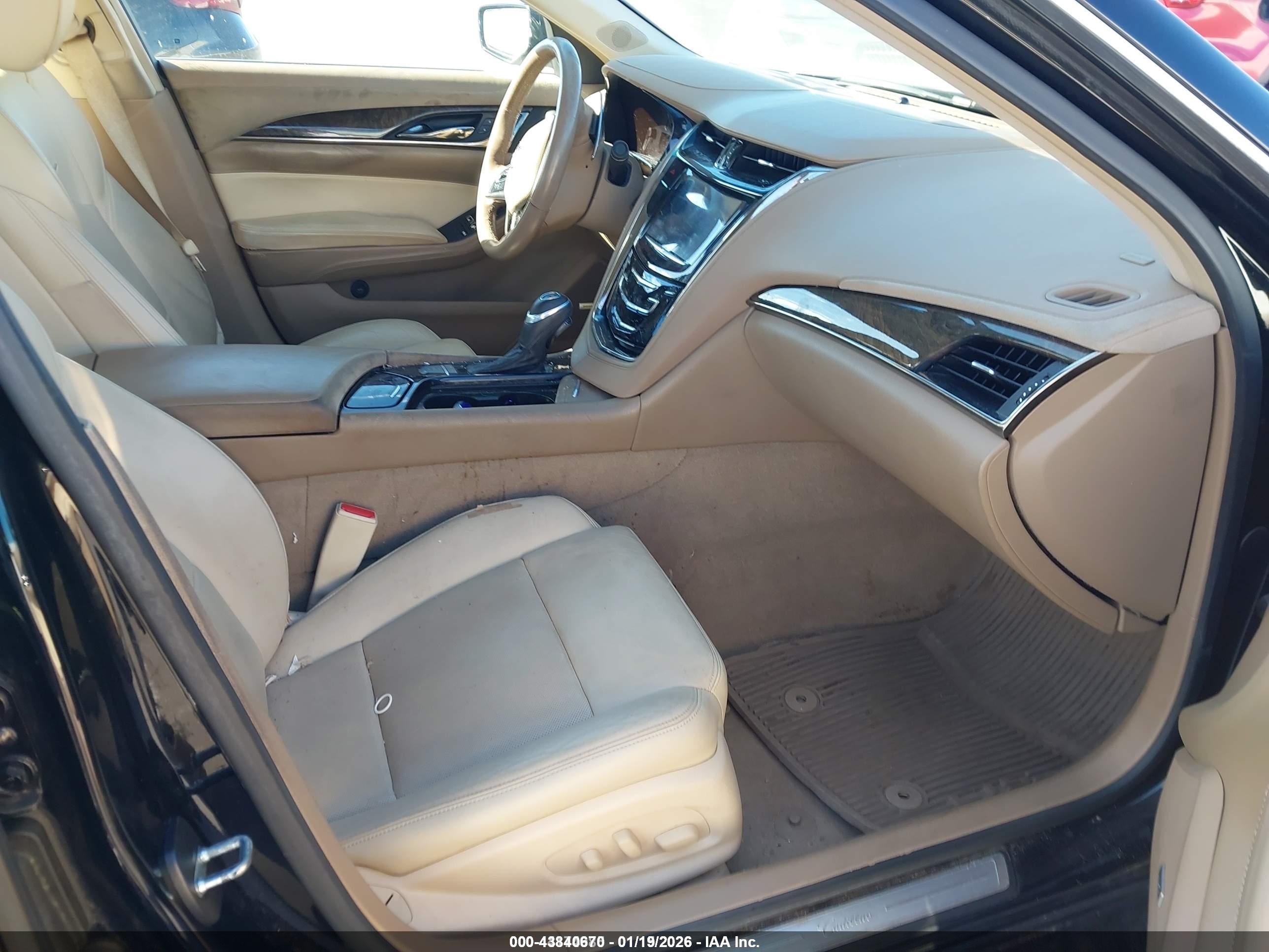 CADILLAC CTS image 5