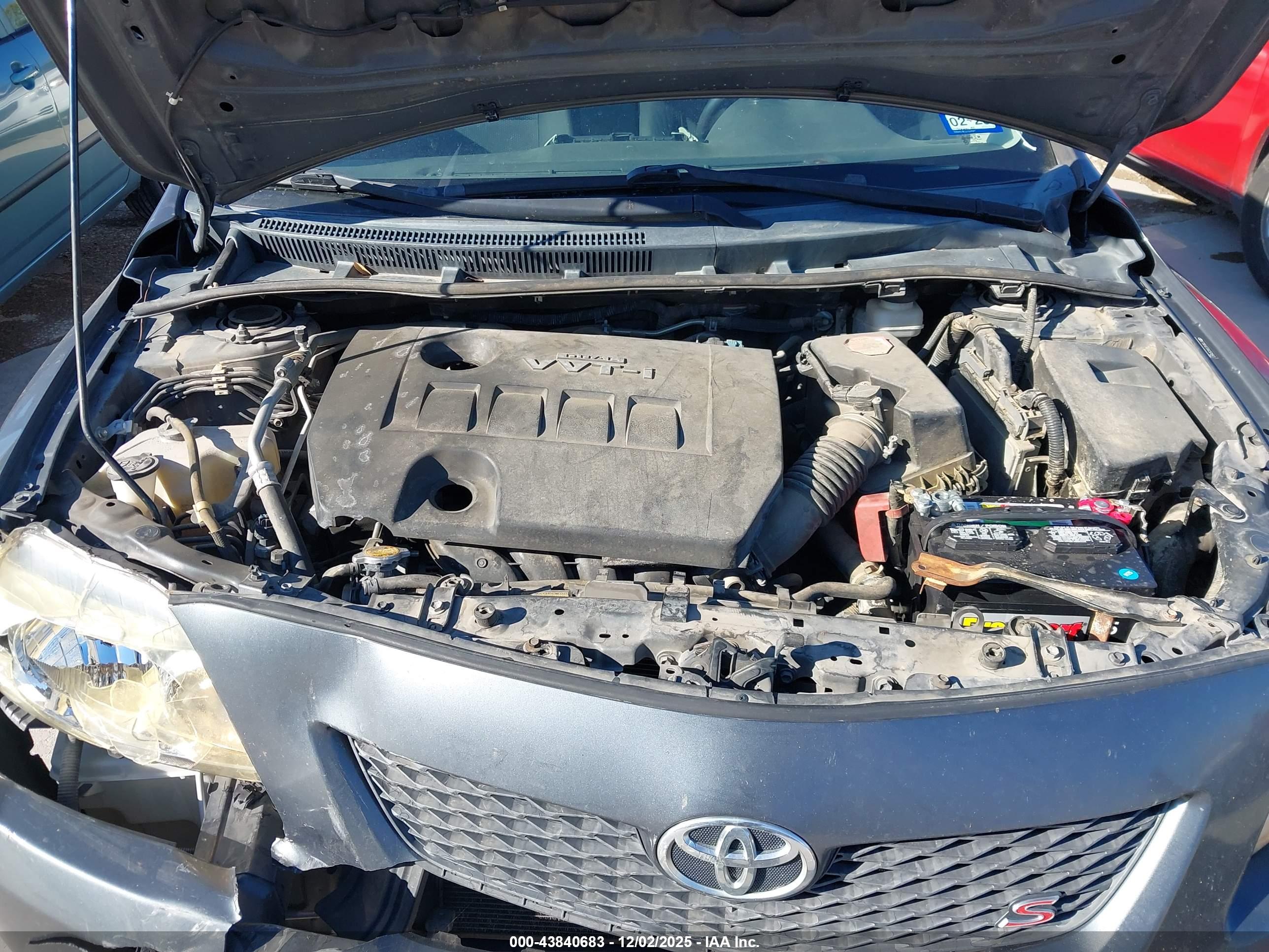 TOYOTA COROLLA image 10