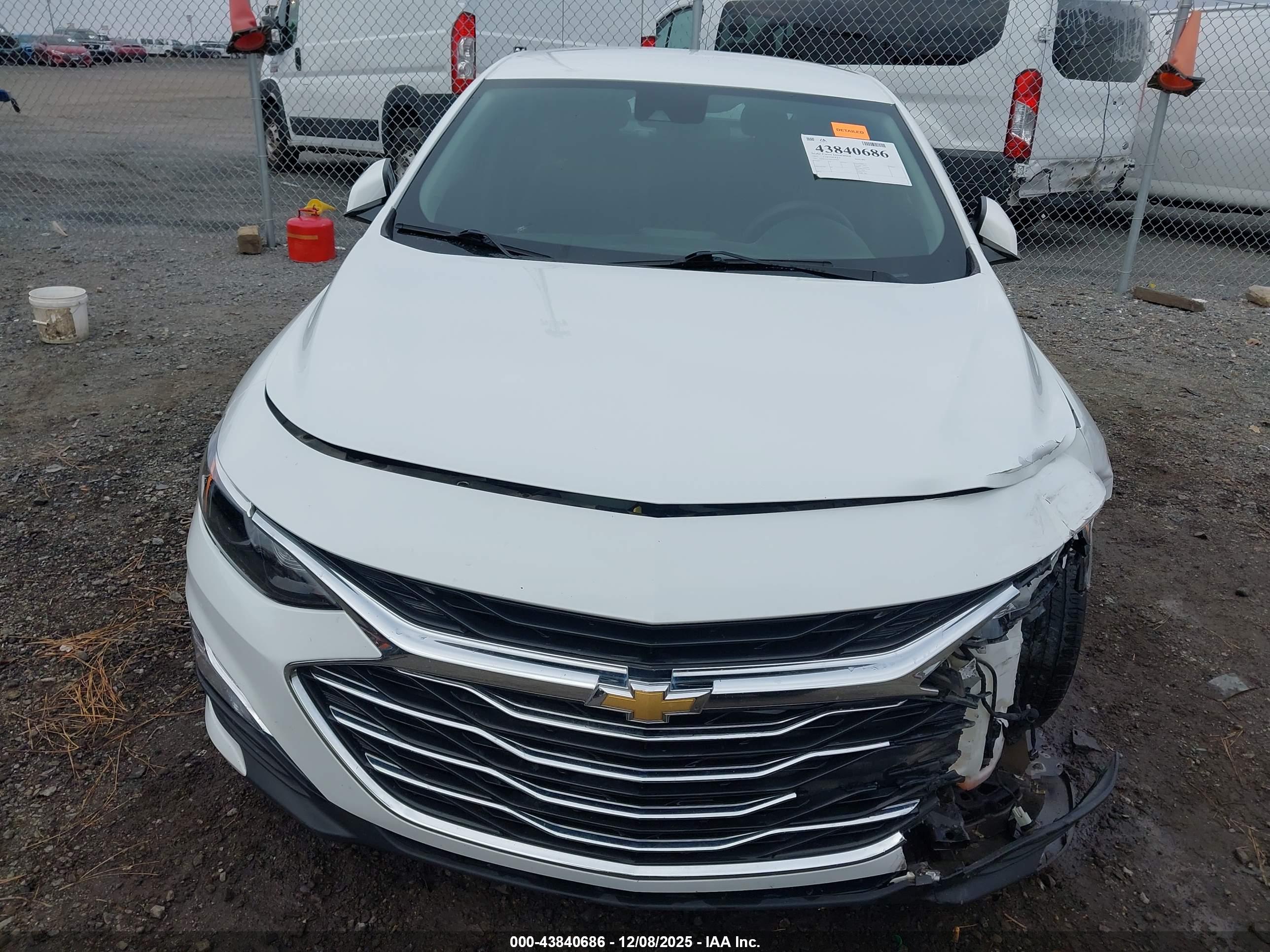 CHEVROLET MALIBU image 6