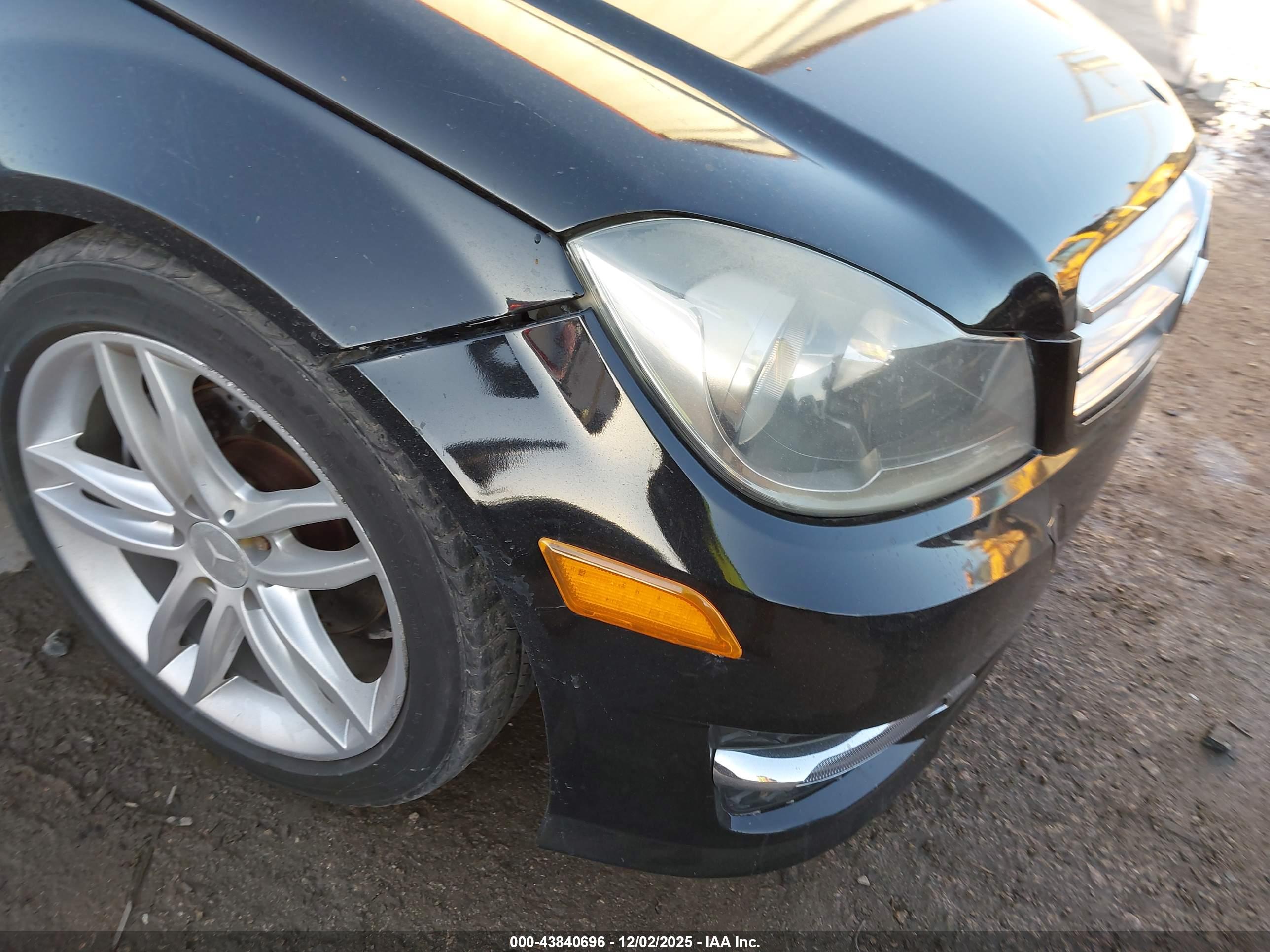 MERCEDES-BENZ C image 6