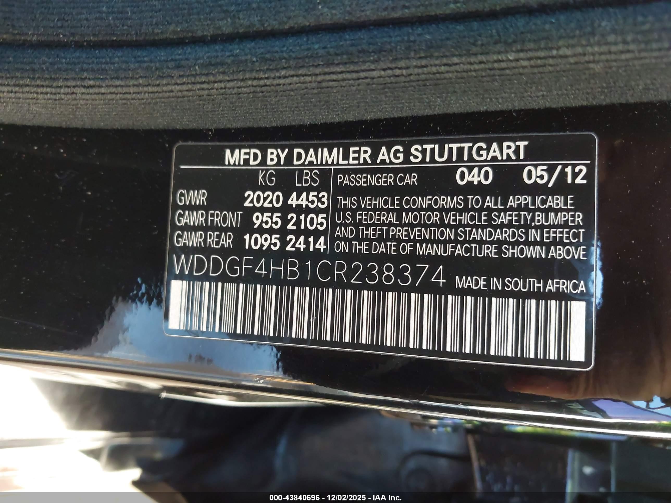 MERCEDES-BENZ C image 9