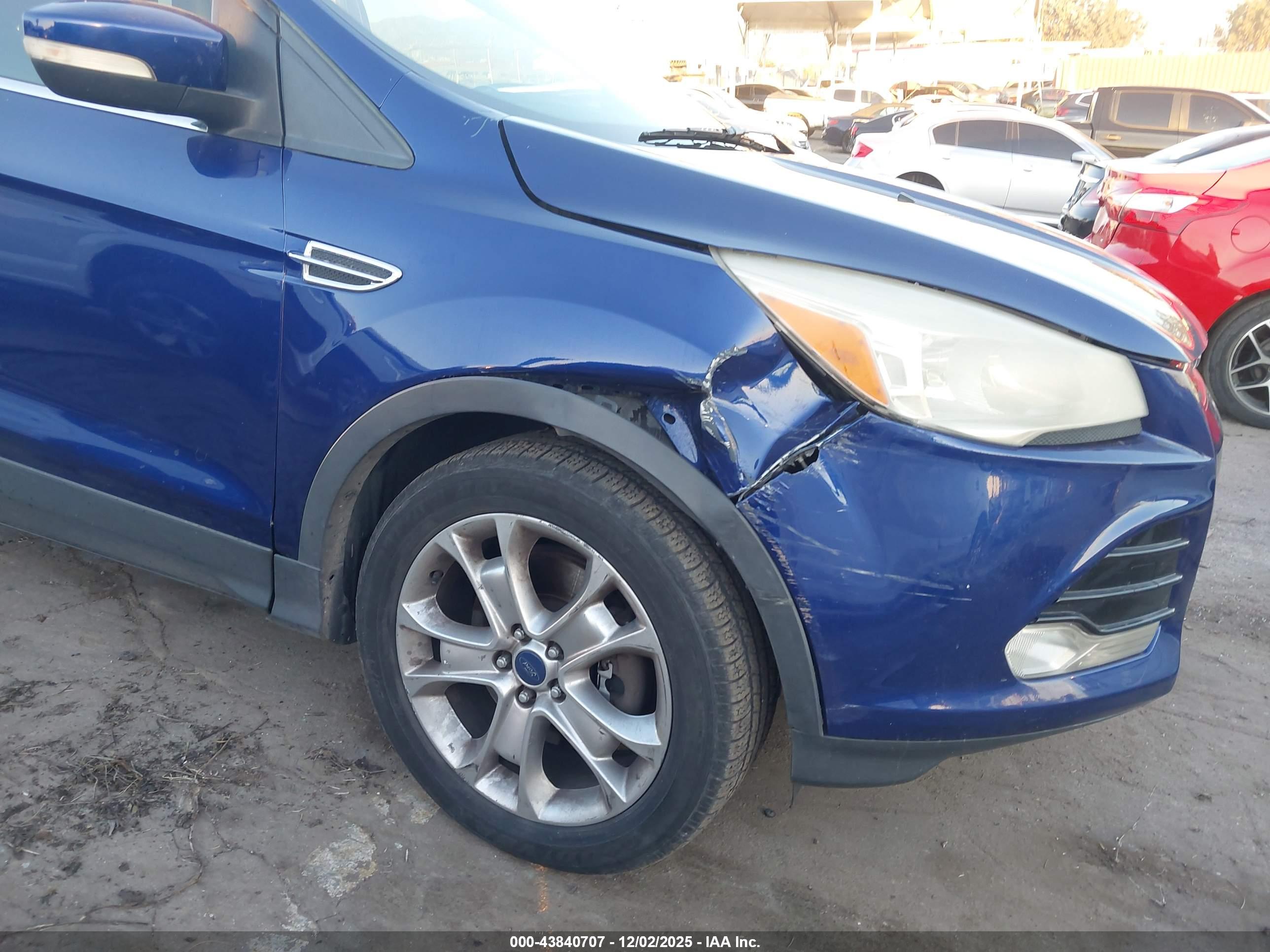 FORD ESCAPE image 6