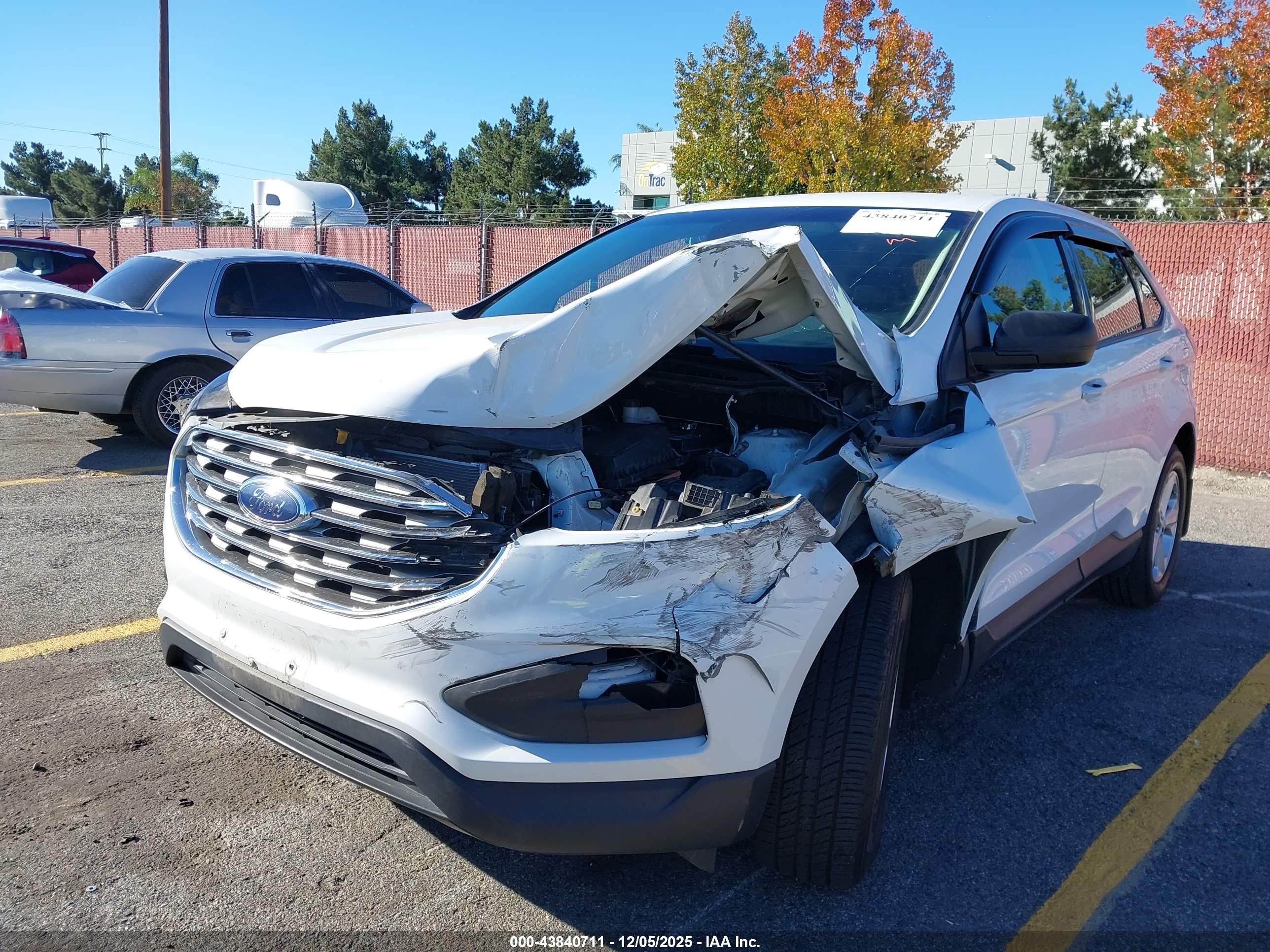 FORD EDGE image 6