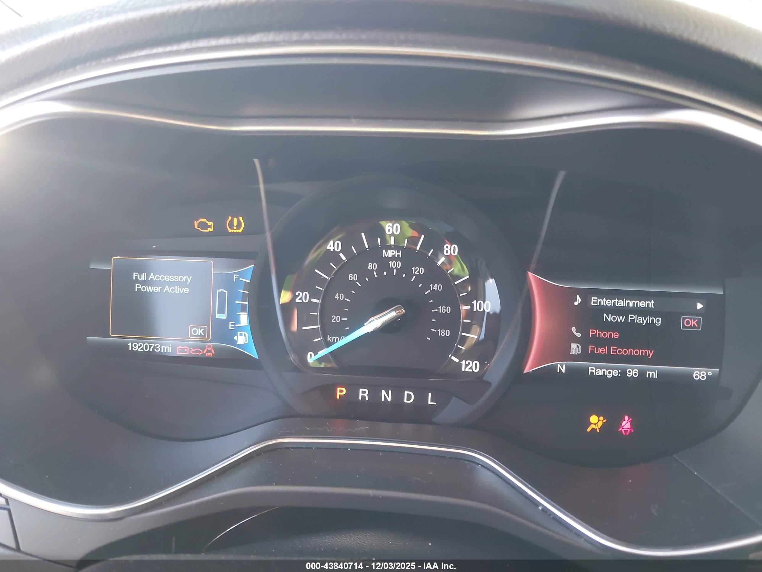 FORD FUSION image 7