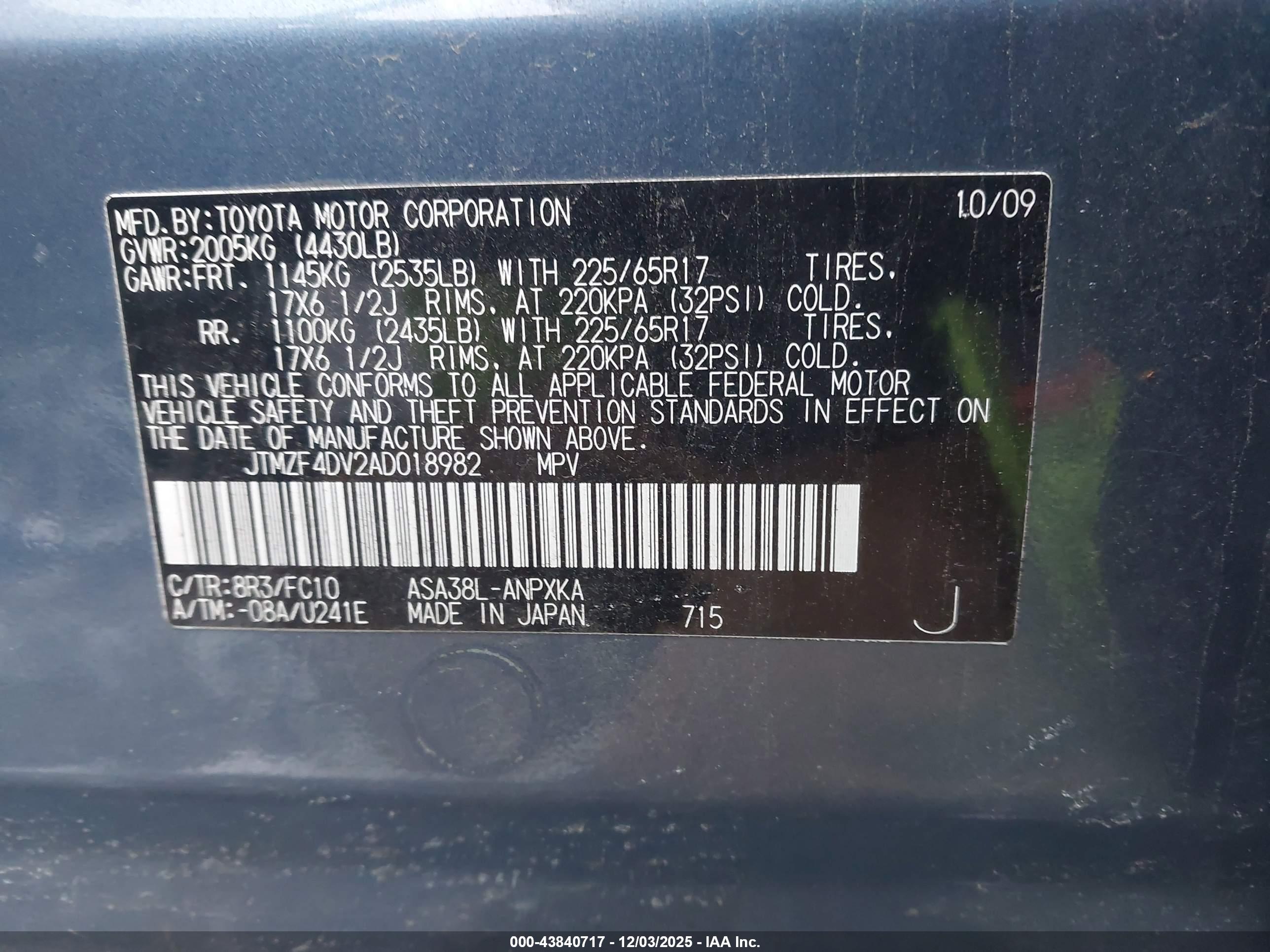 TOYOTA RAV4 image 9