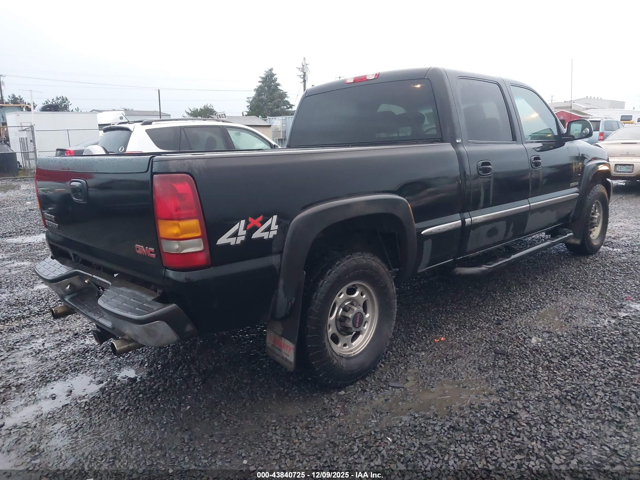 GMC SIERRA image 4