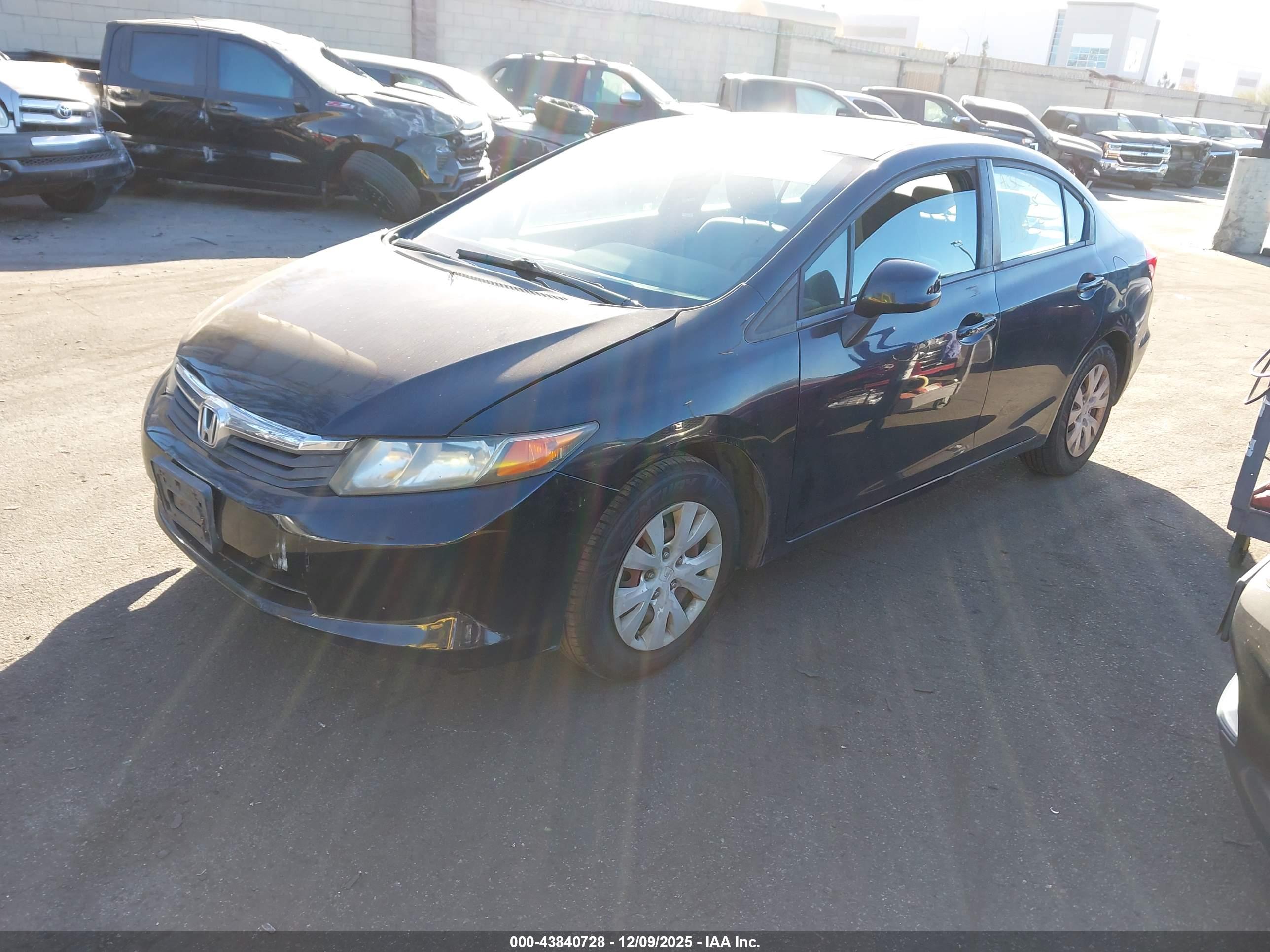 HONDA CIVIC image 2