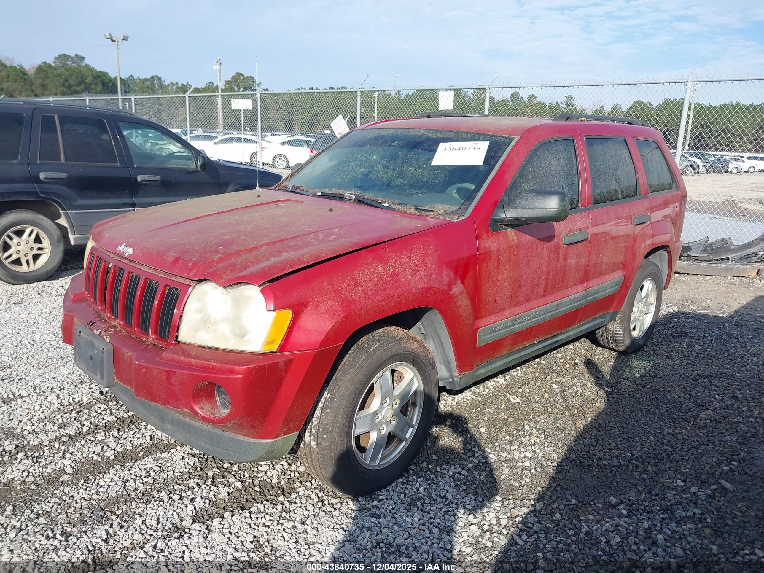 JEEP GRAND image 2