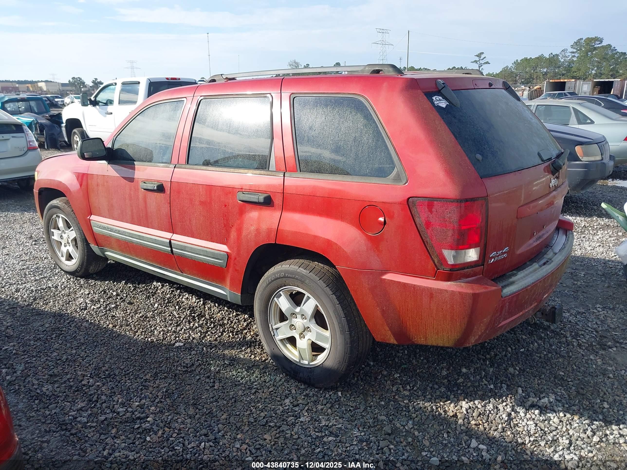 JEEP GRAND image 3