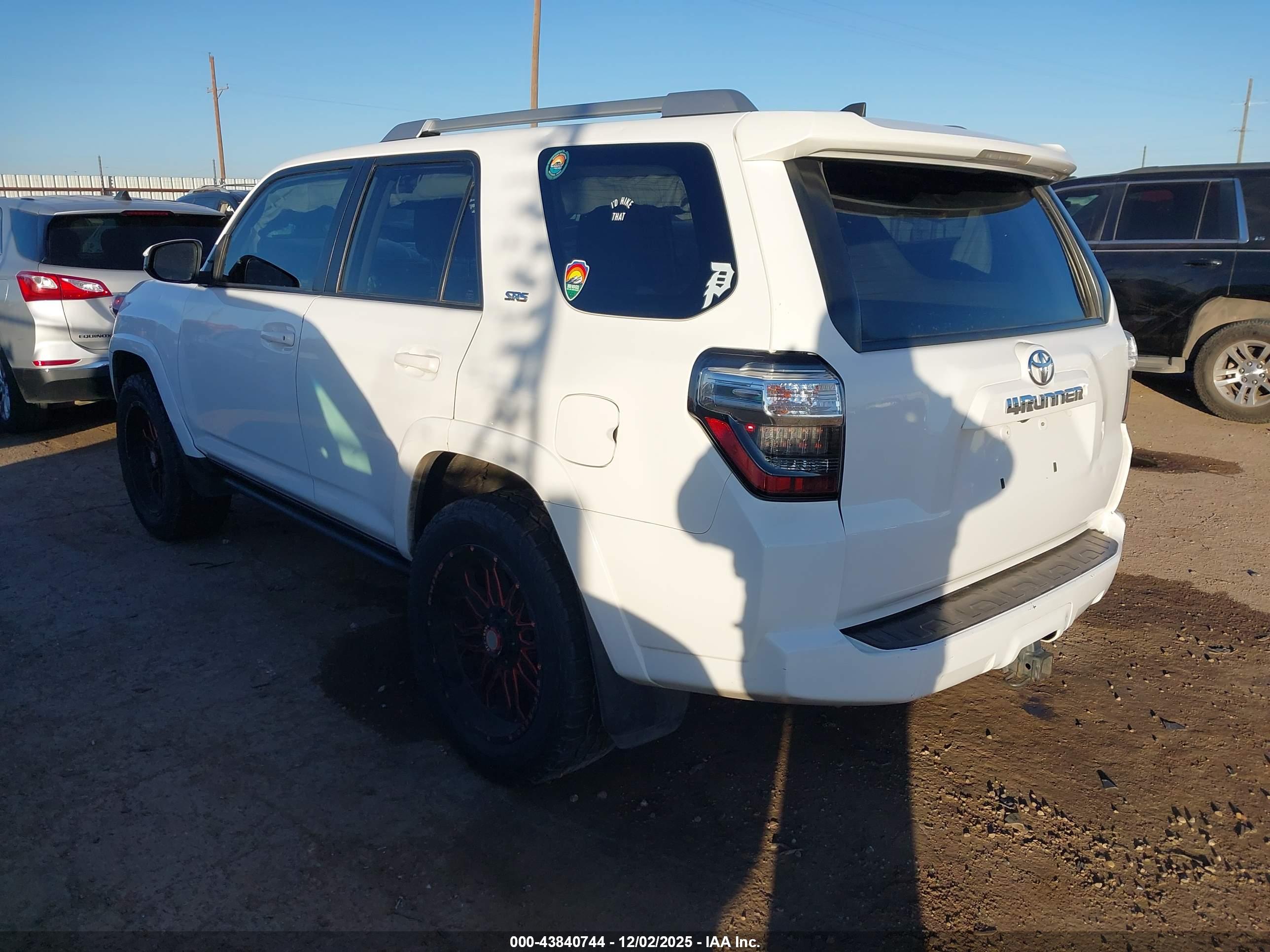 TOYOTA 4RUNNER image 3