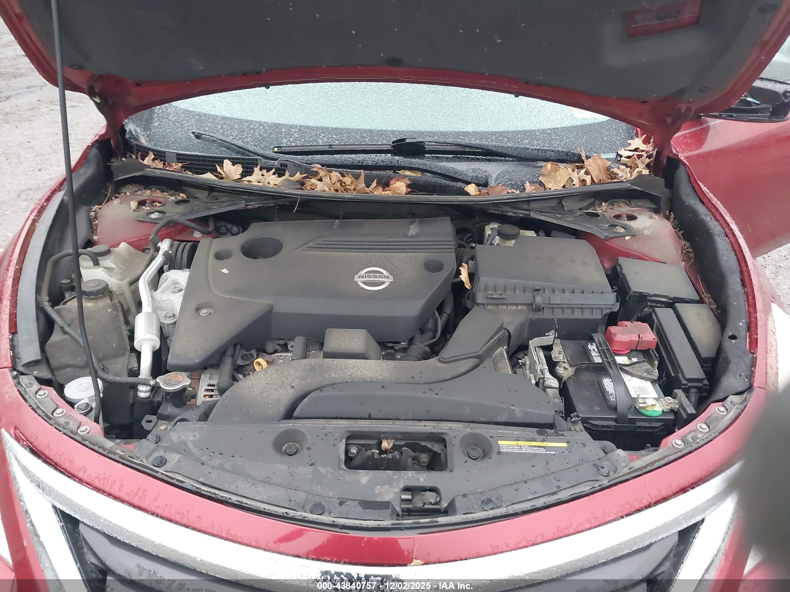 NISSAN ALTIMA image 10