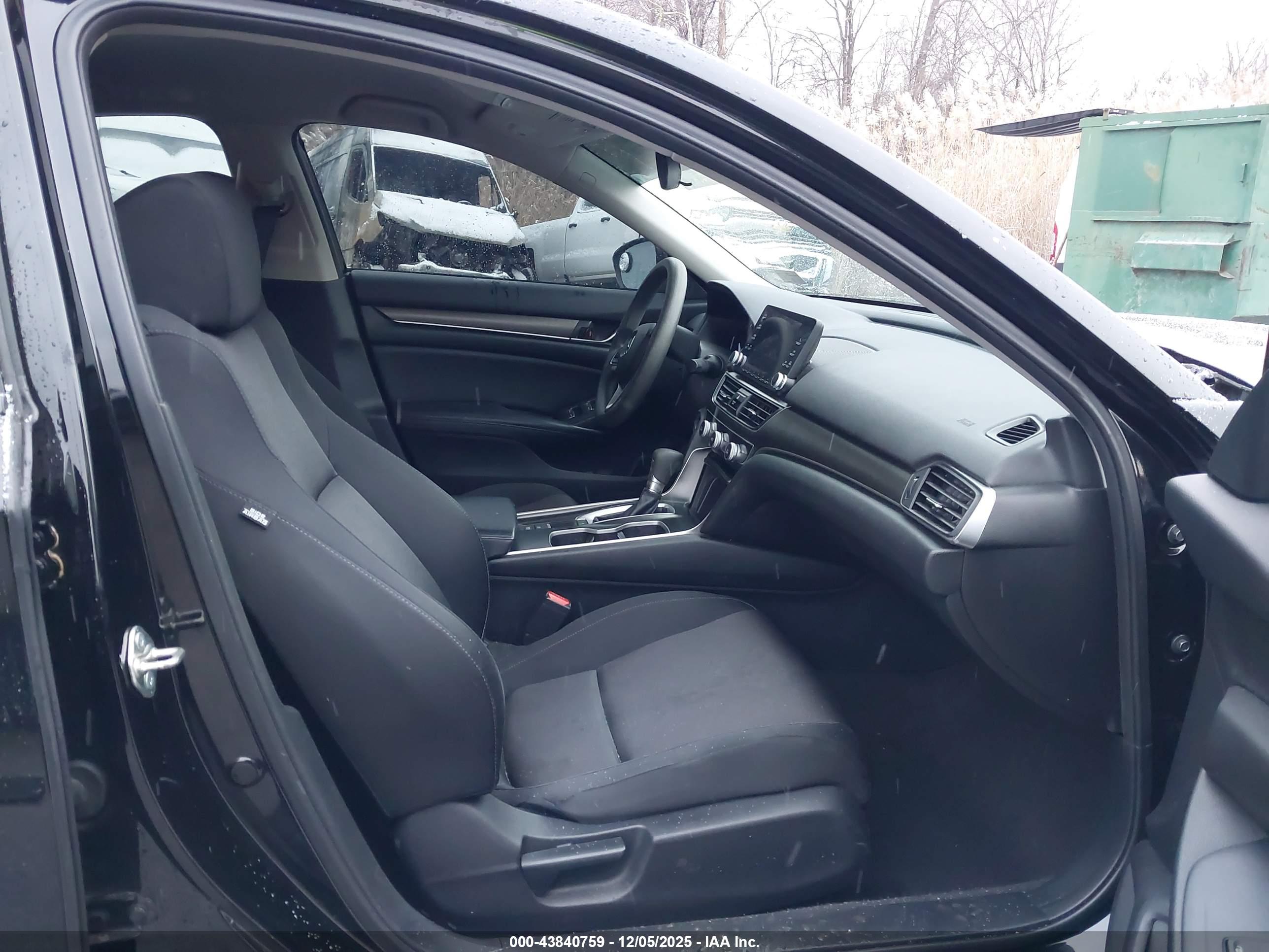 HONDA ACCORD image 5