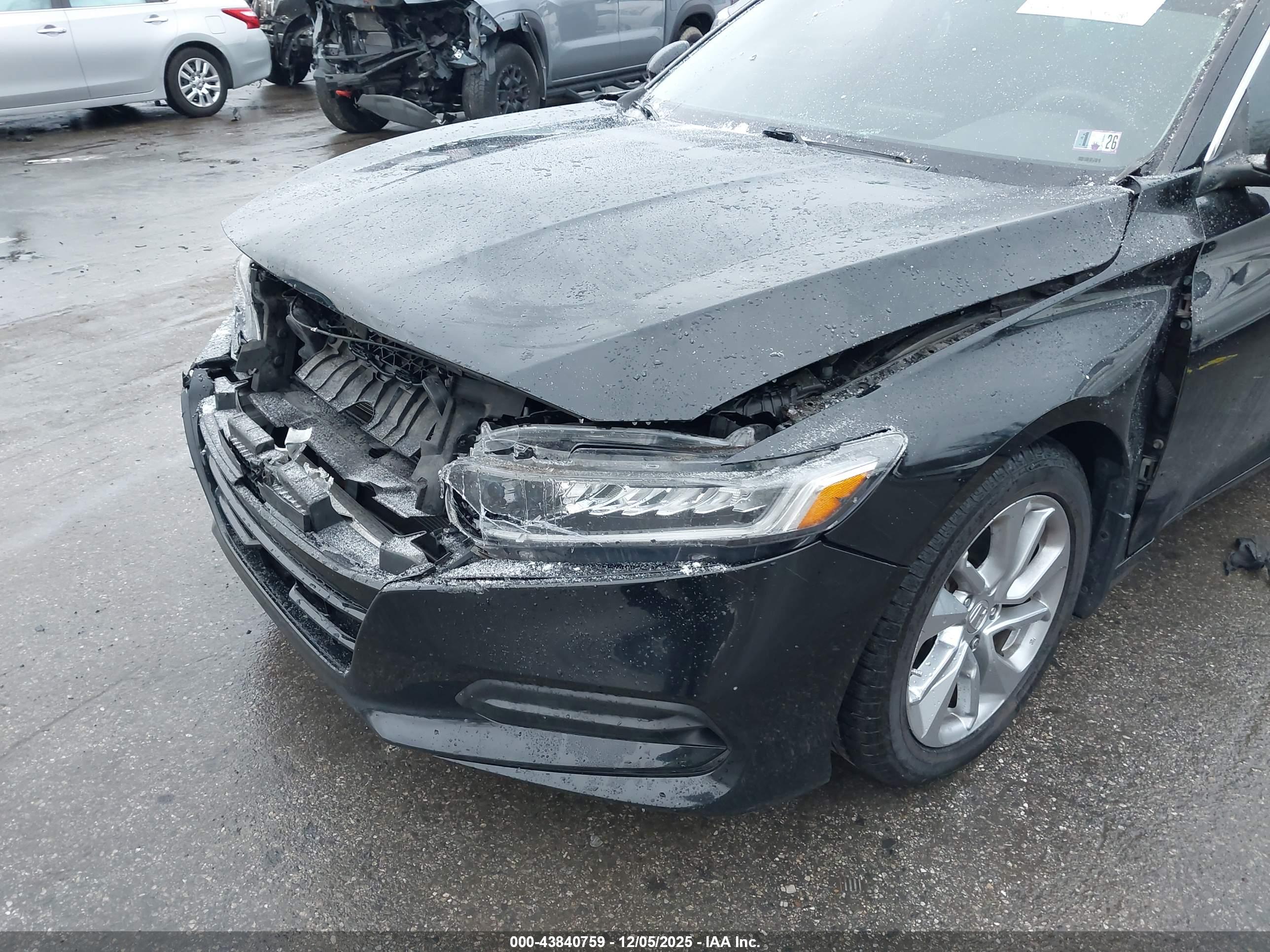 HONDA ACCORD image 6