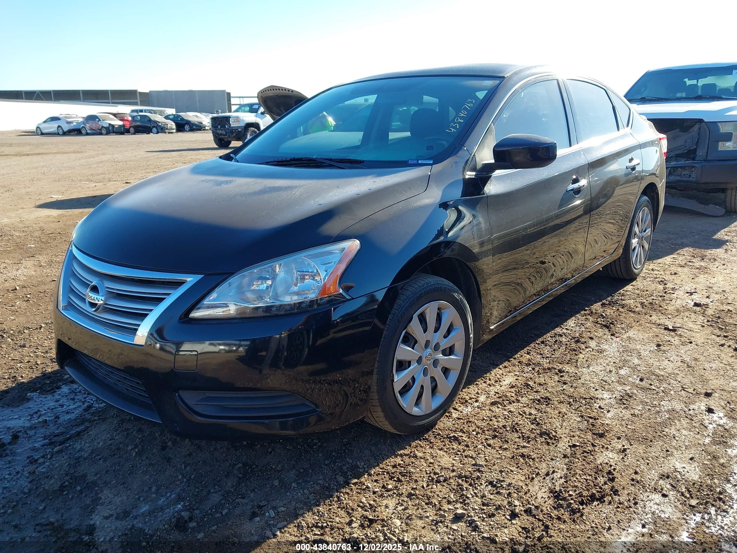 NISSAN SENTRA image 2