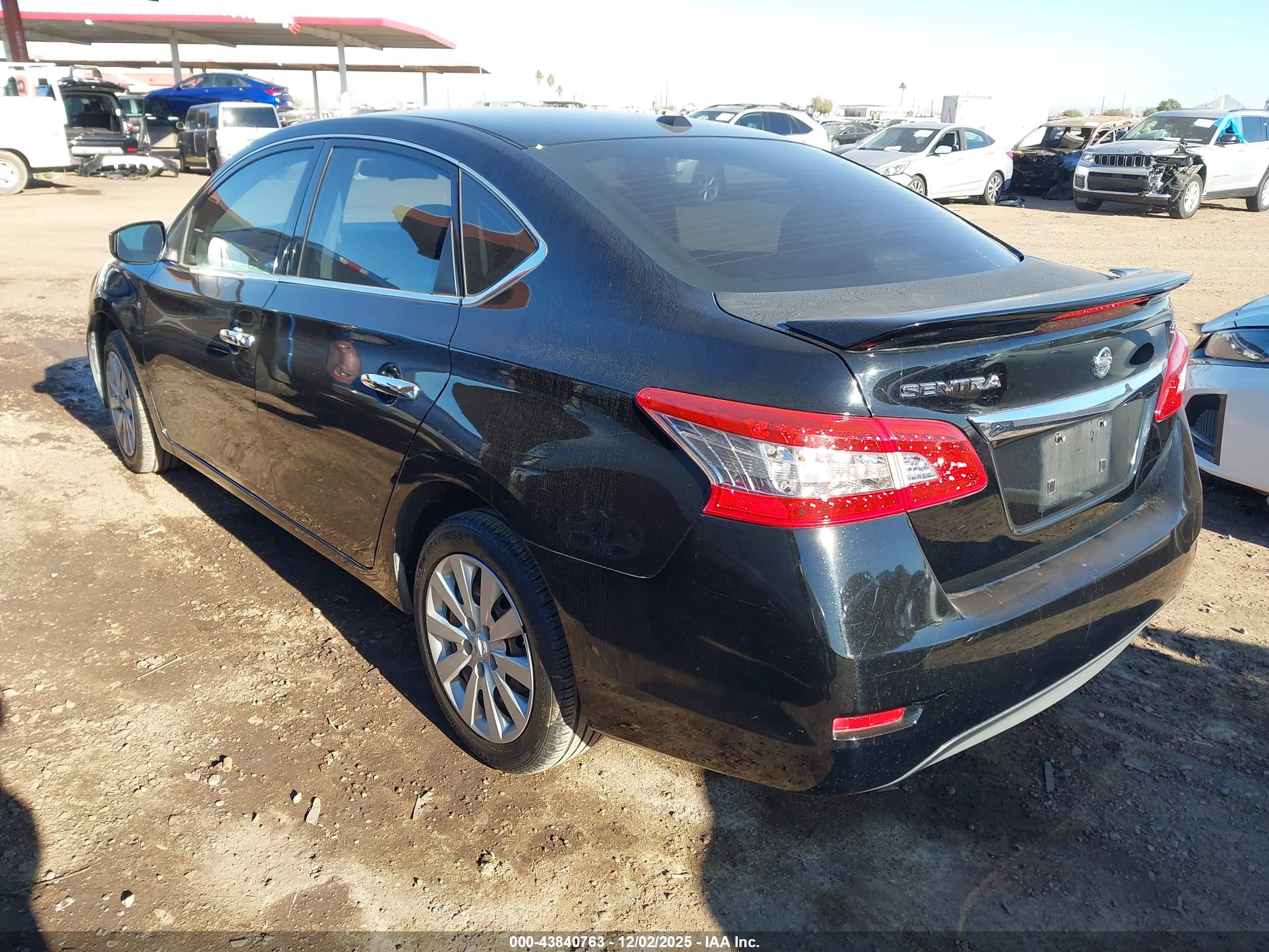 NISSAN SENTRA image 3