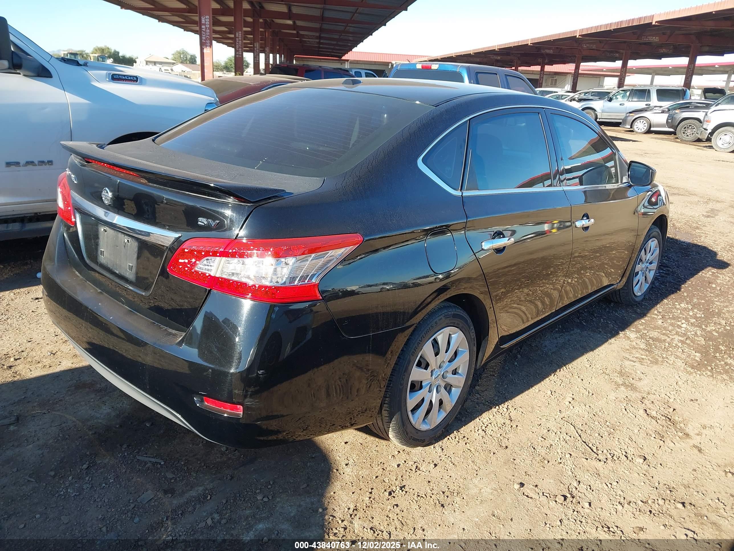 NISSAN SENTRA image 4