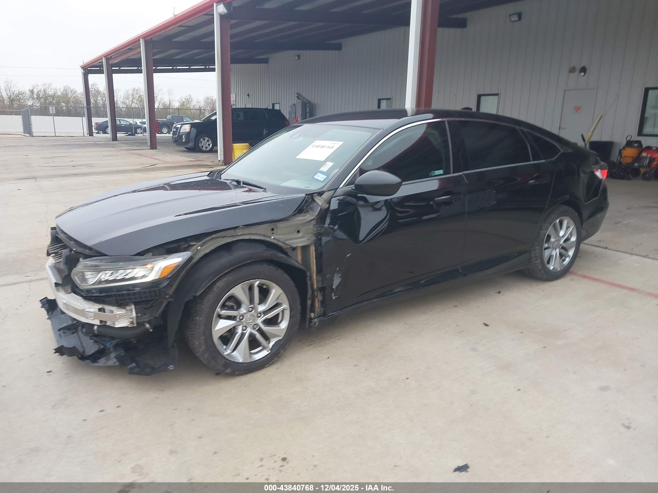 HONDA ACCORD image 2