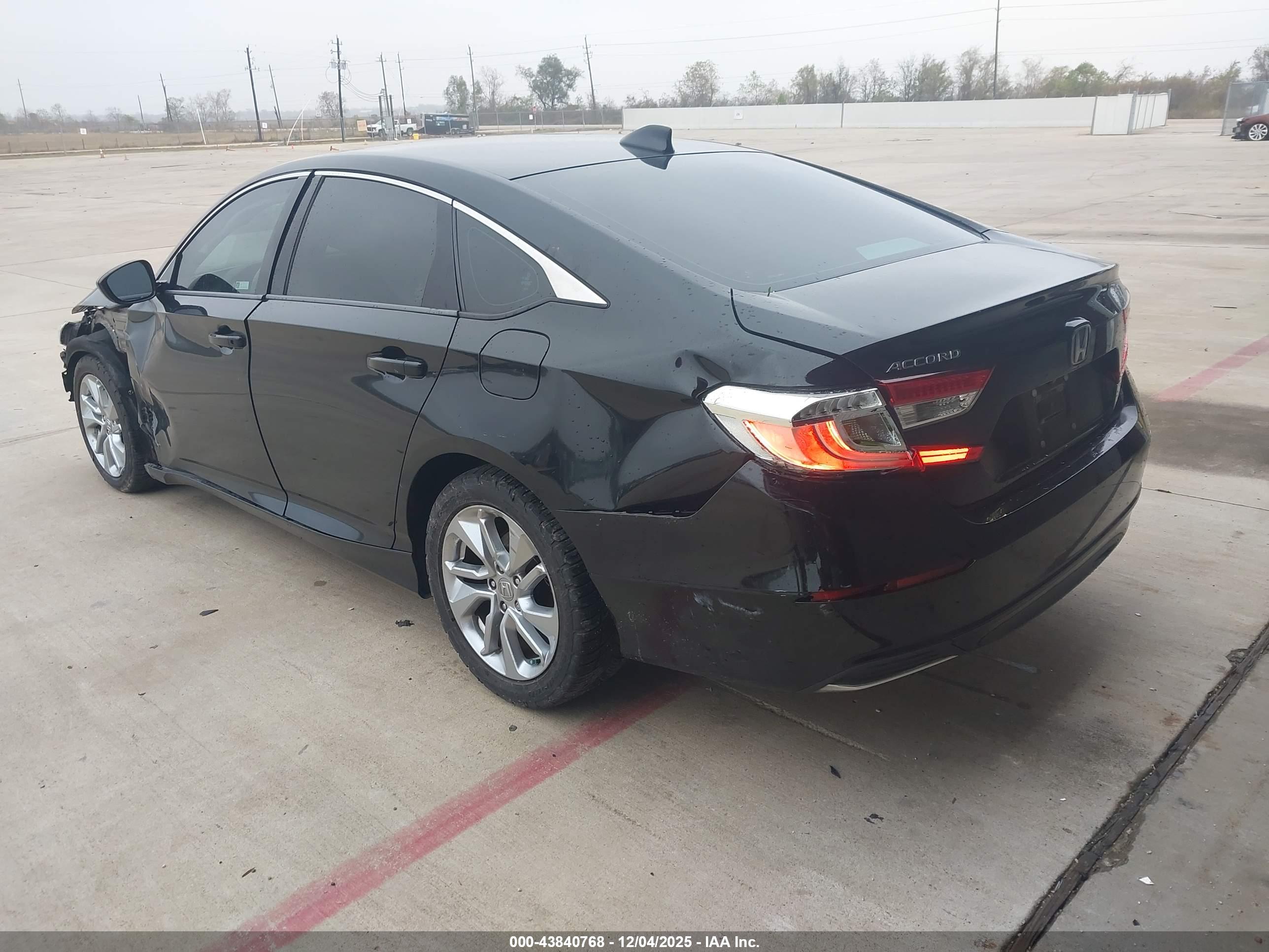 HONDA ACCORD image 3