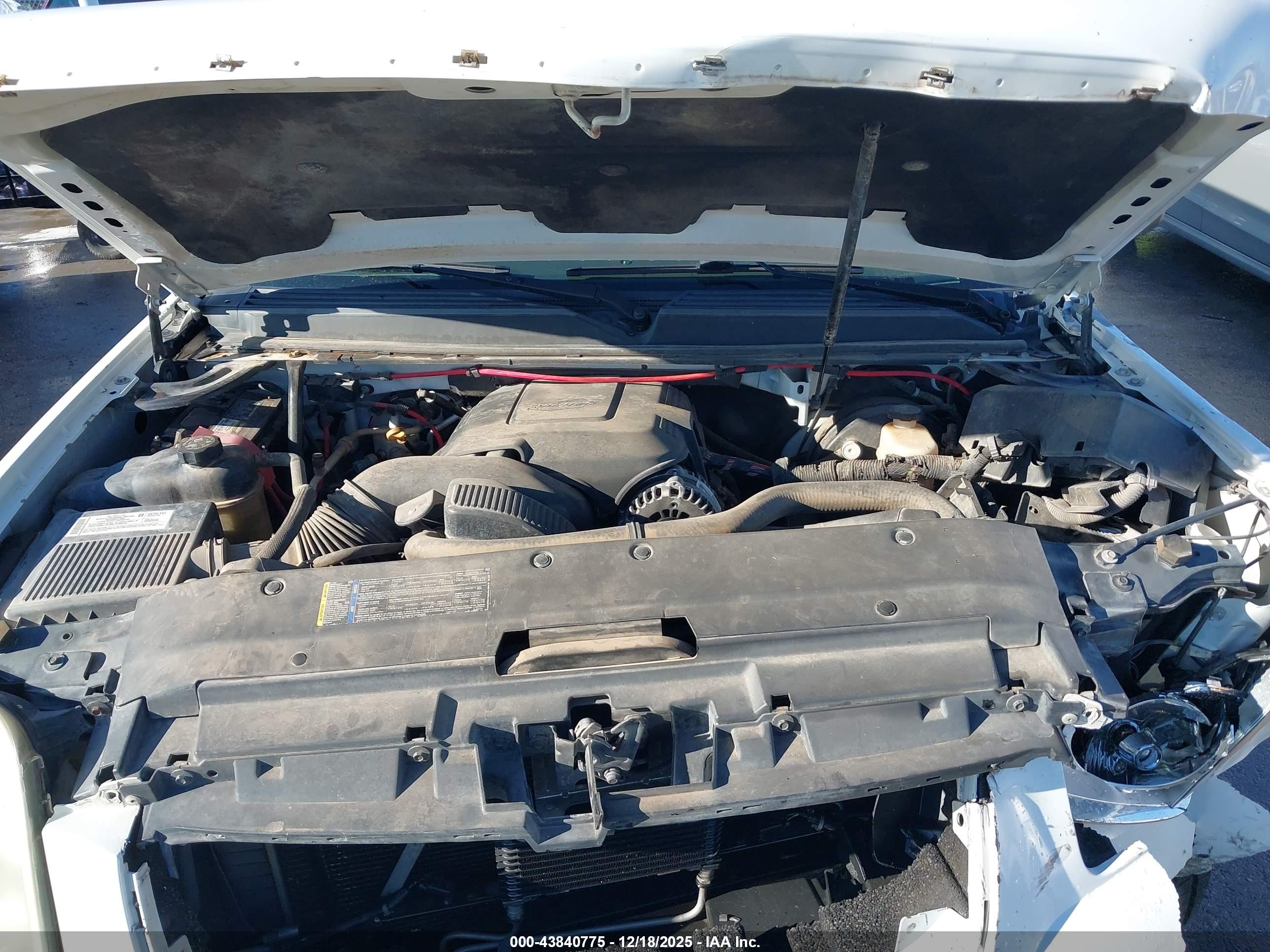 GMC YUKON image 10
