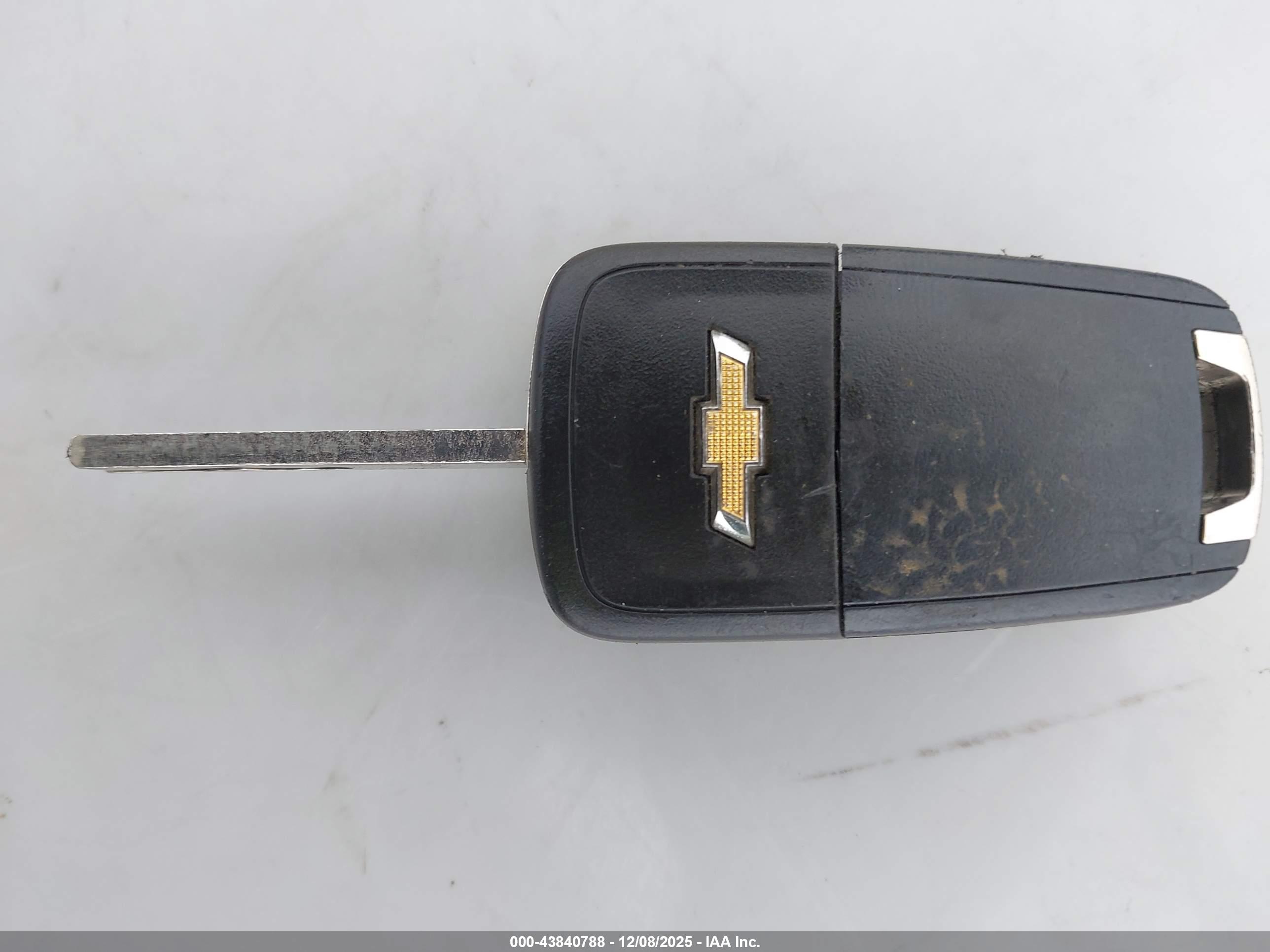 CHEVROLET EQUINOX image 11