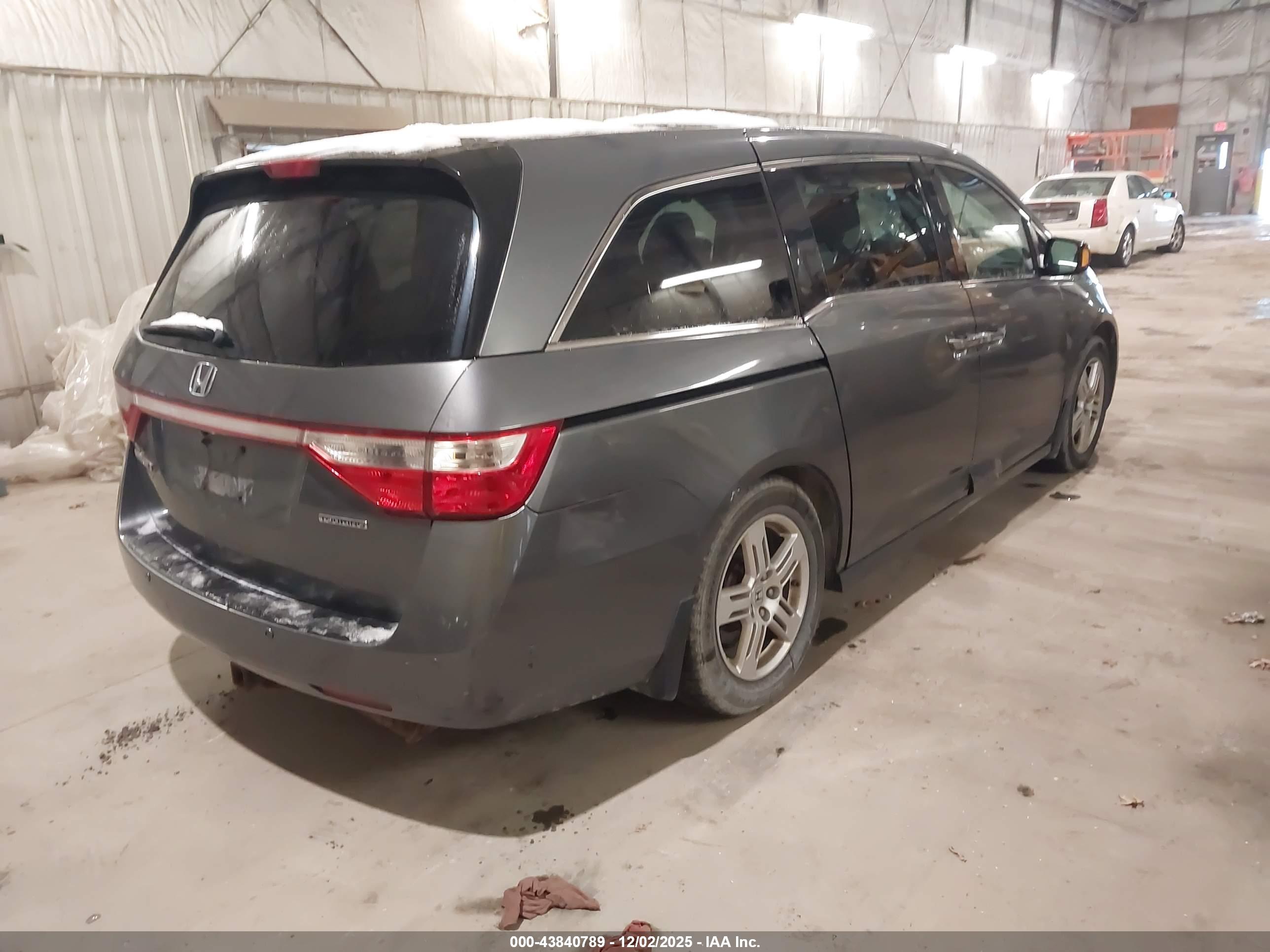 HONDA ODYSSEY image 4