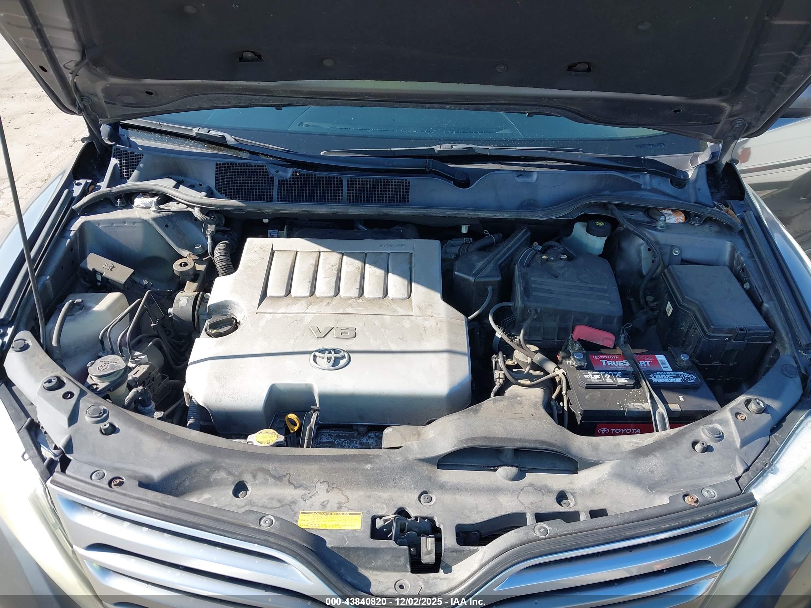 TOYOTA VENZA image 10