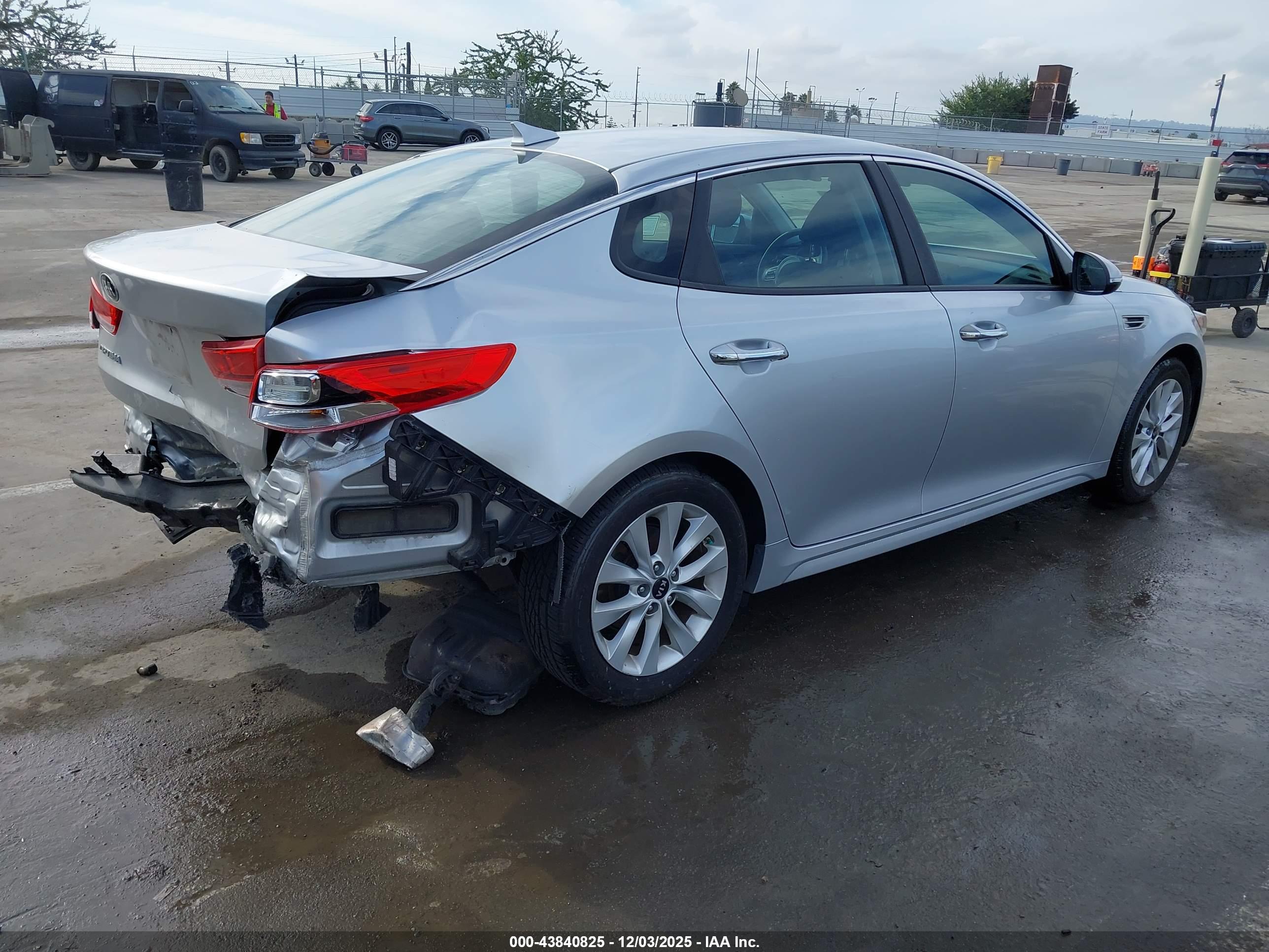 KIA OPTIMA image 4