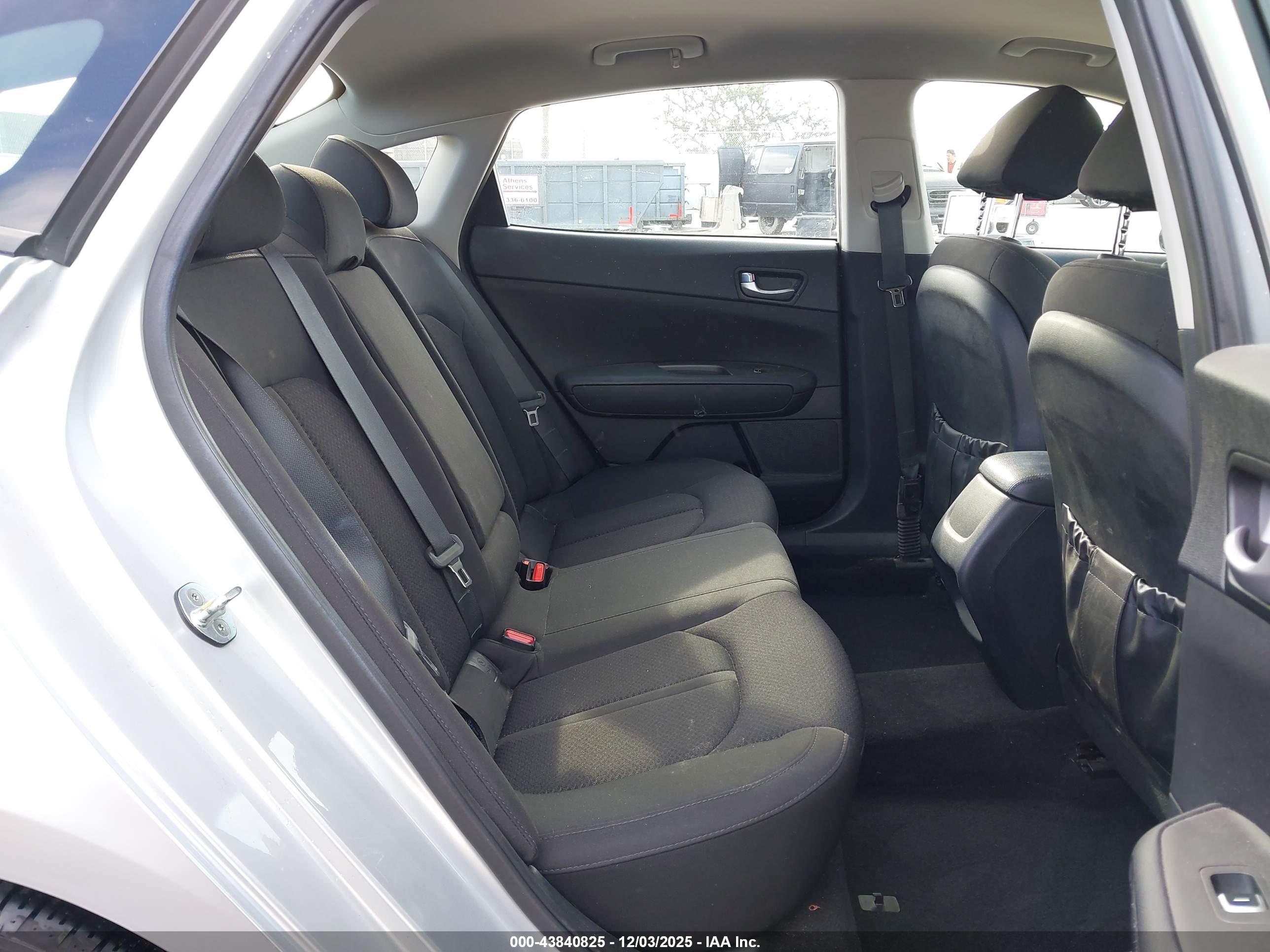KIA OPTIMA image 8