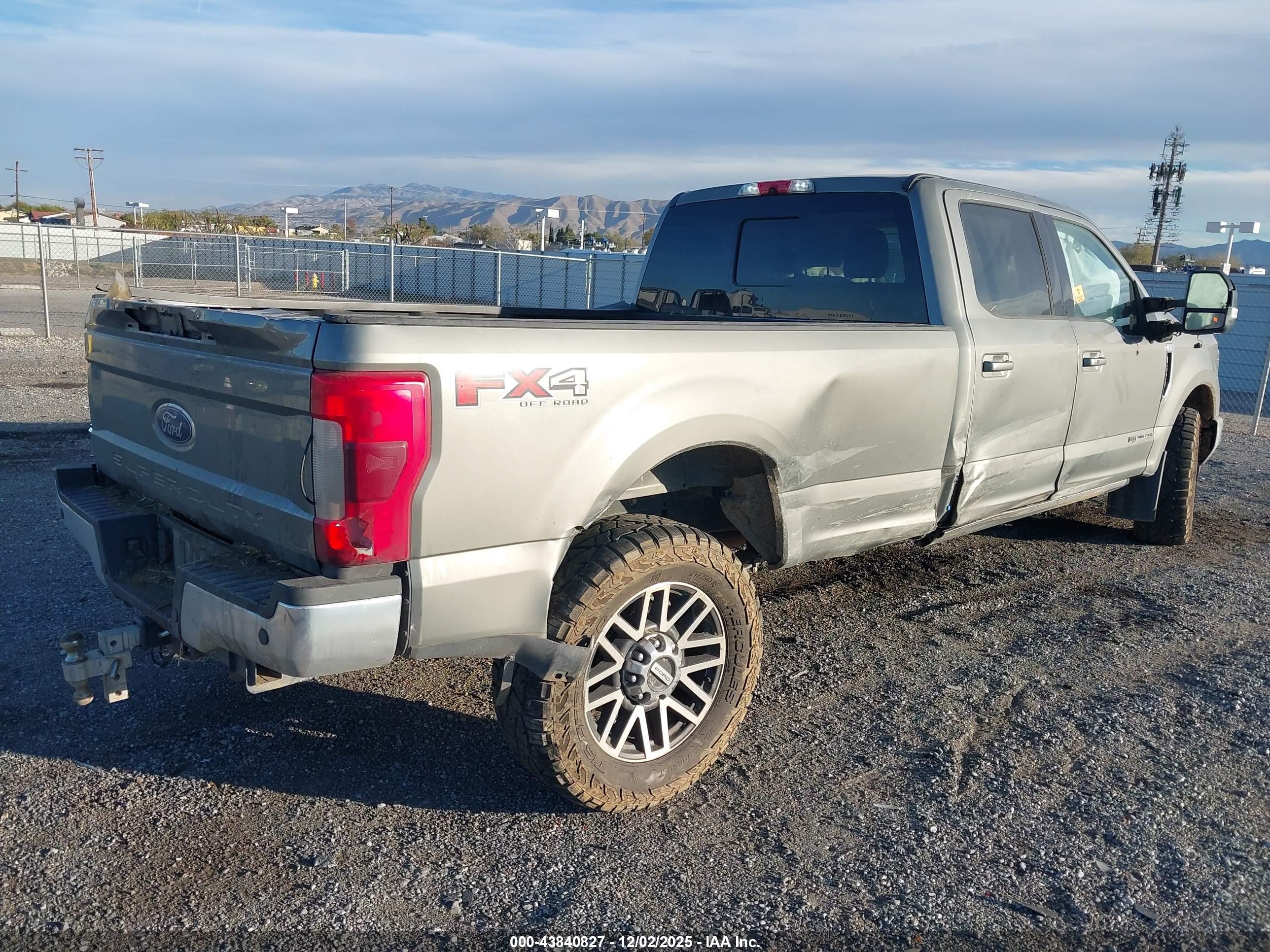 FORD F-250 image 4