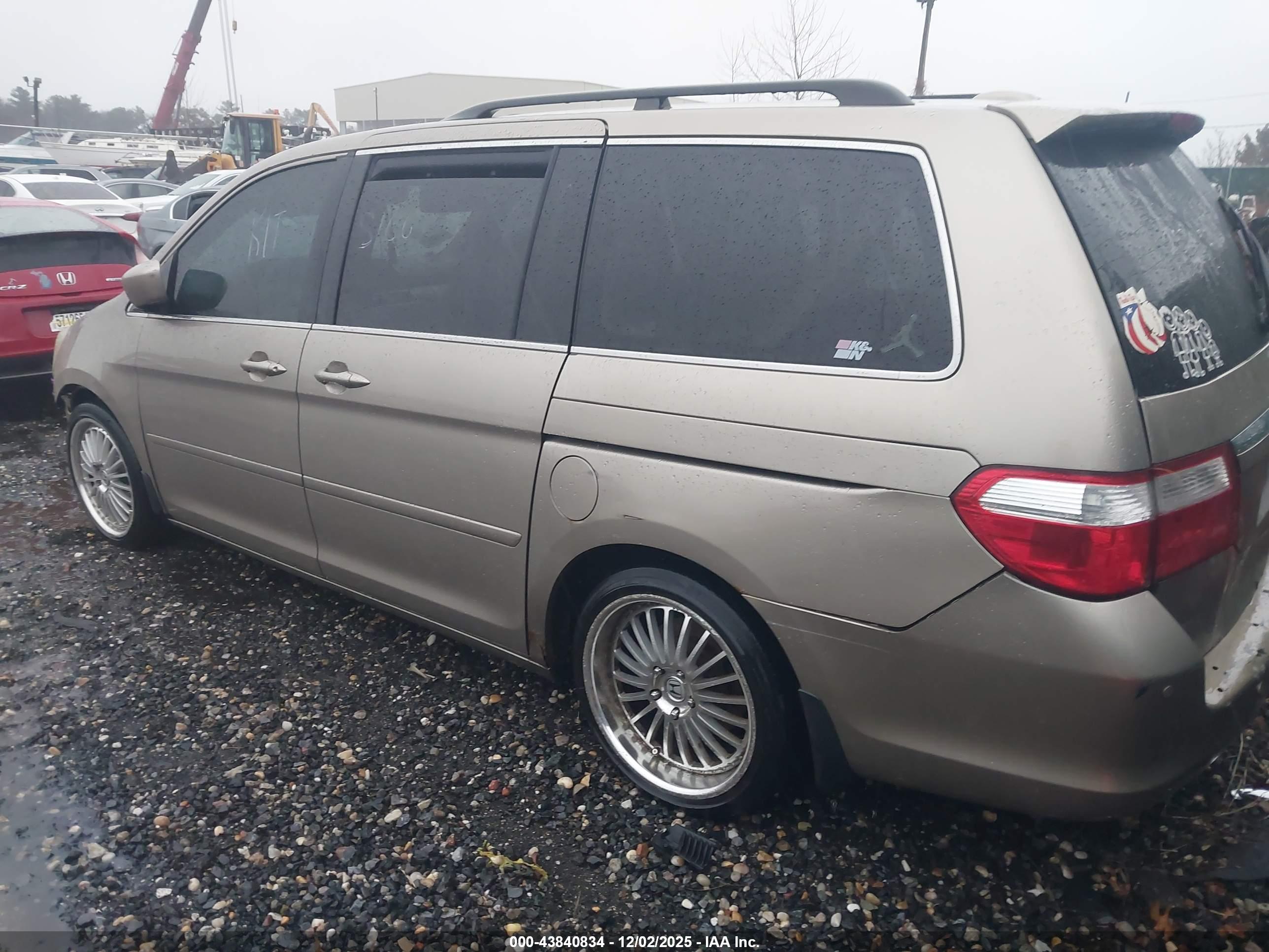 HONDA ODYSSEY image 3