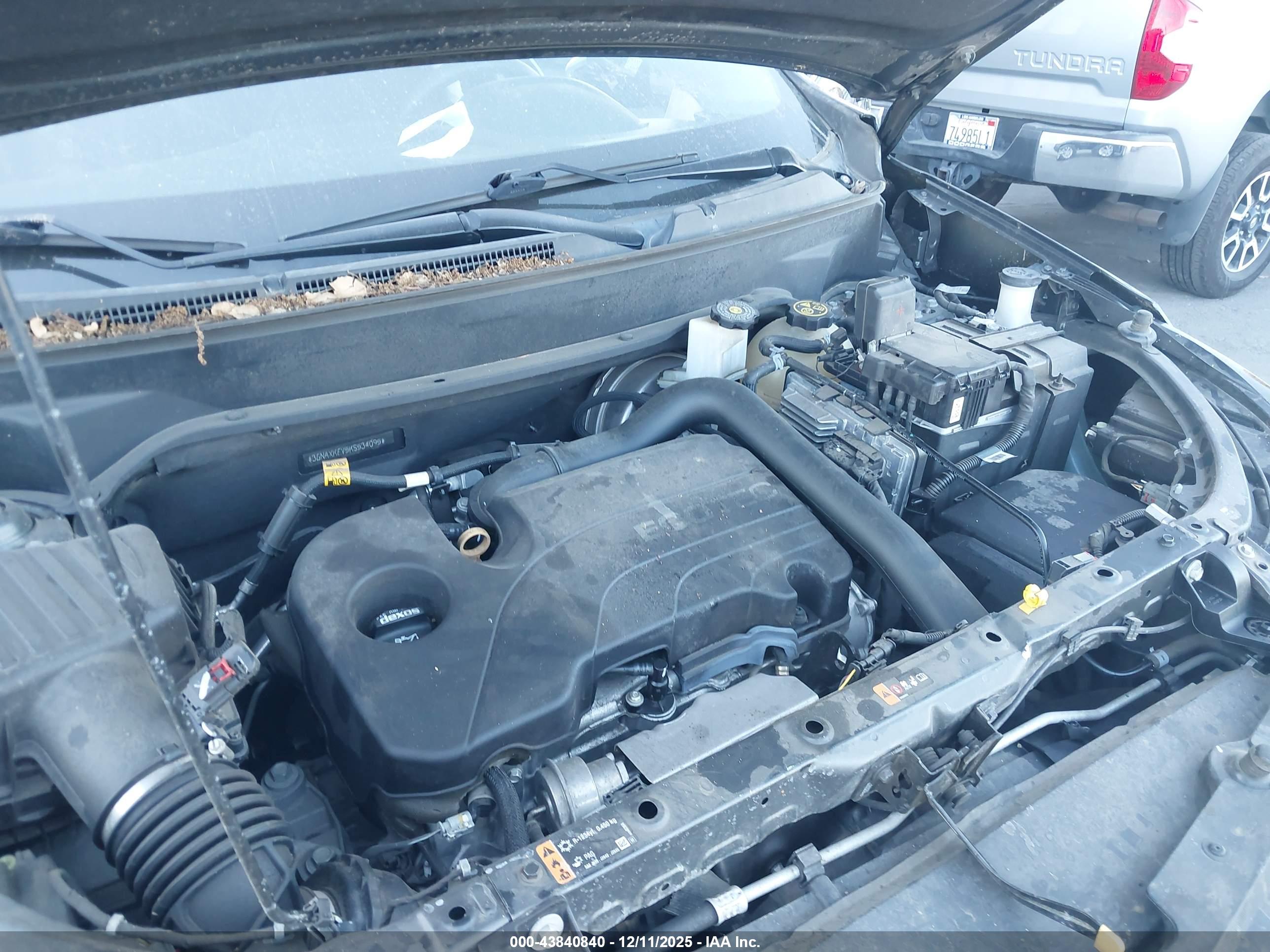 CHEVROLET EQUINOX image 10
