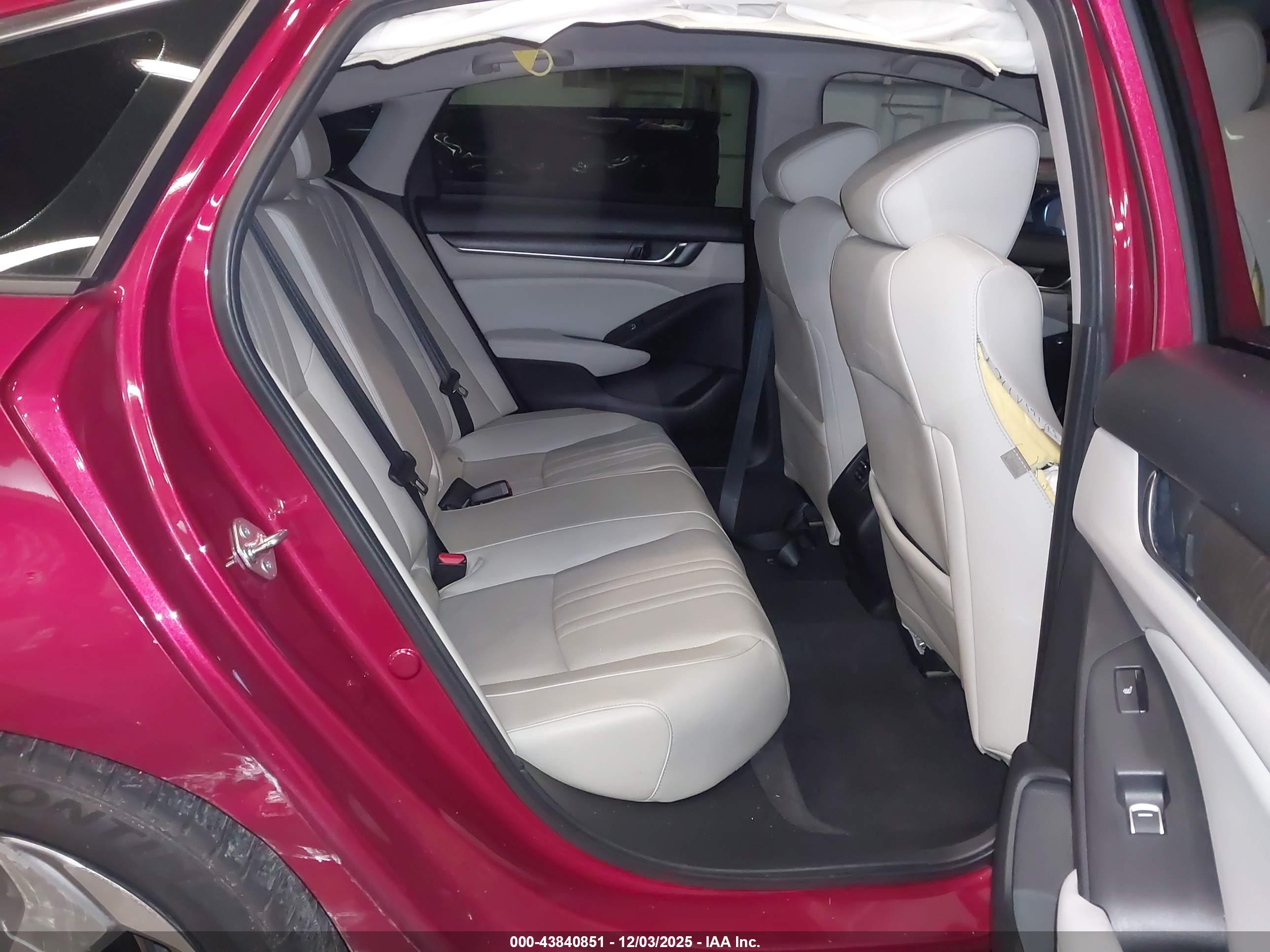 HONDA ACCORD image 8