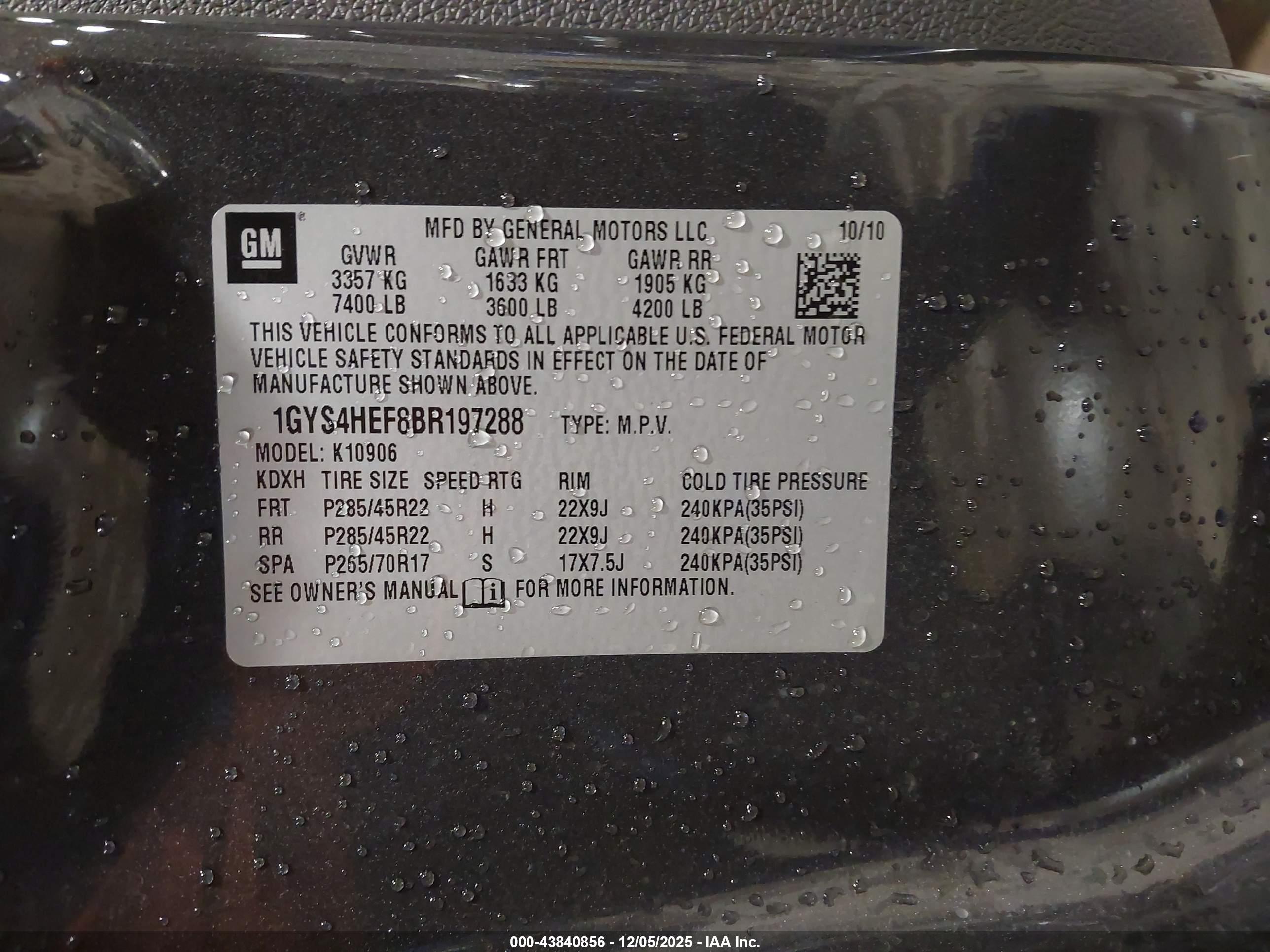CADILLAC ESCALADE image 9