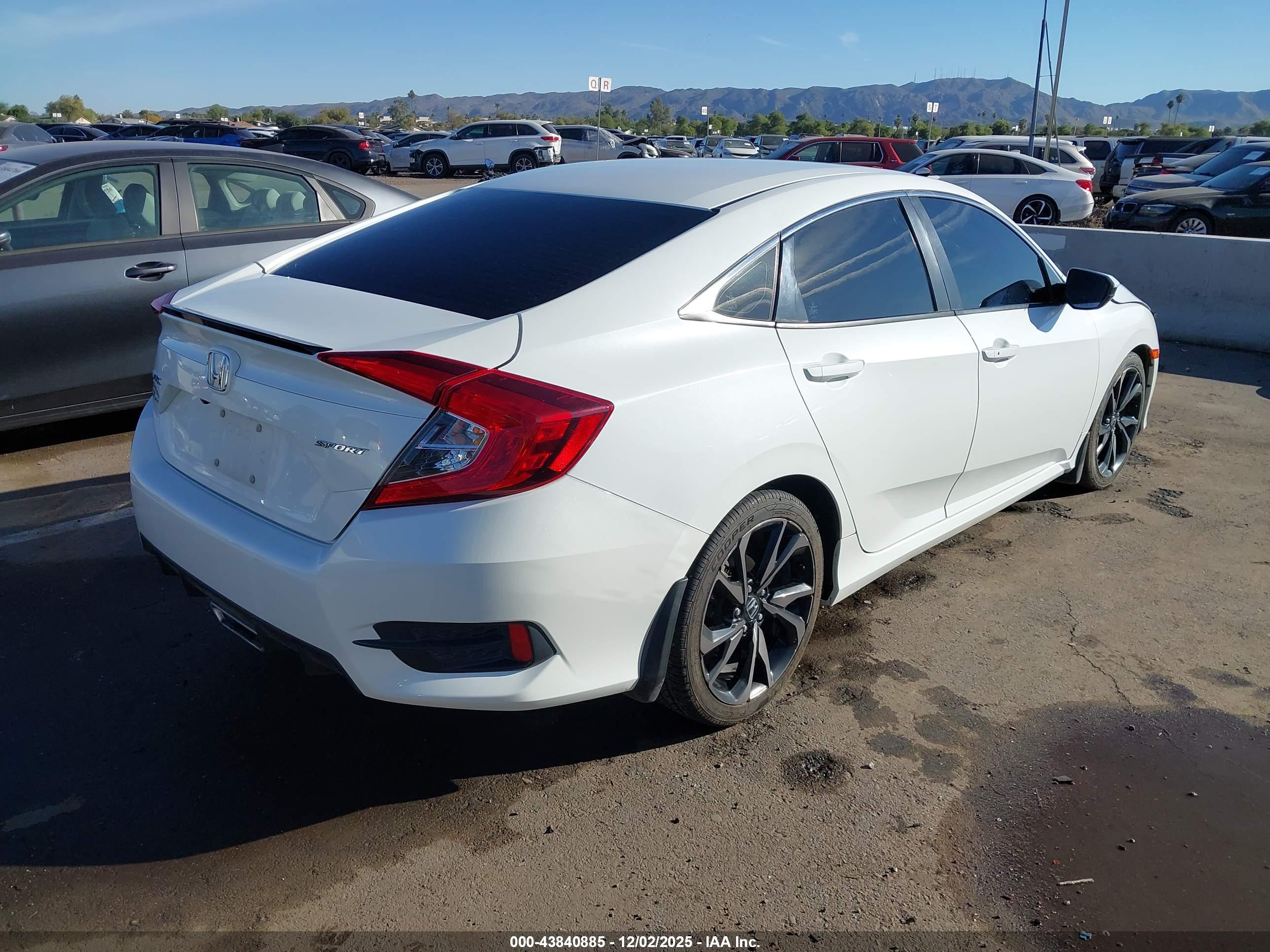 HONDA CIVIC image 4