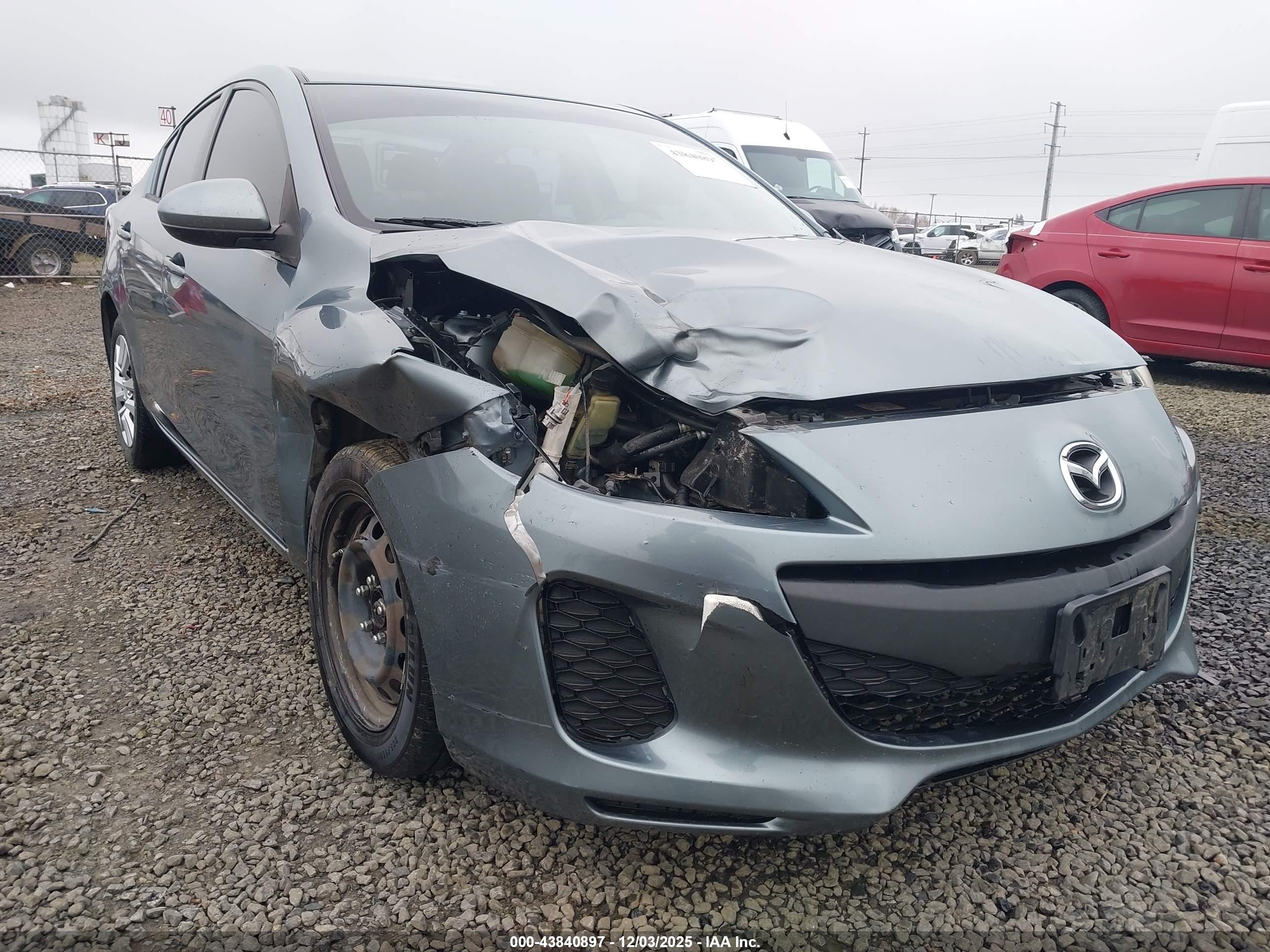 MAZDA MAZDA3 image 6