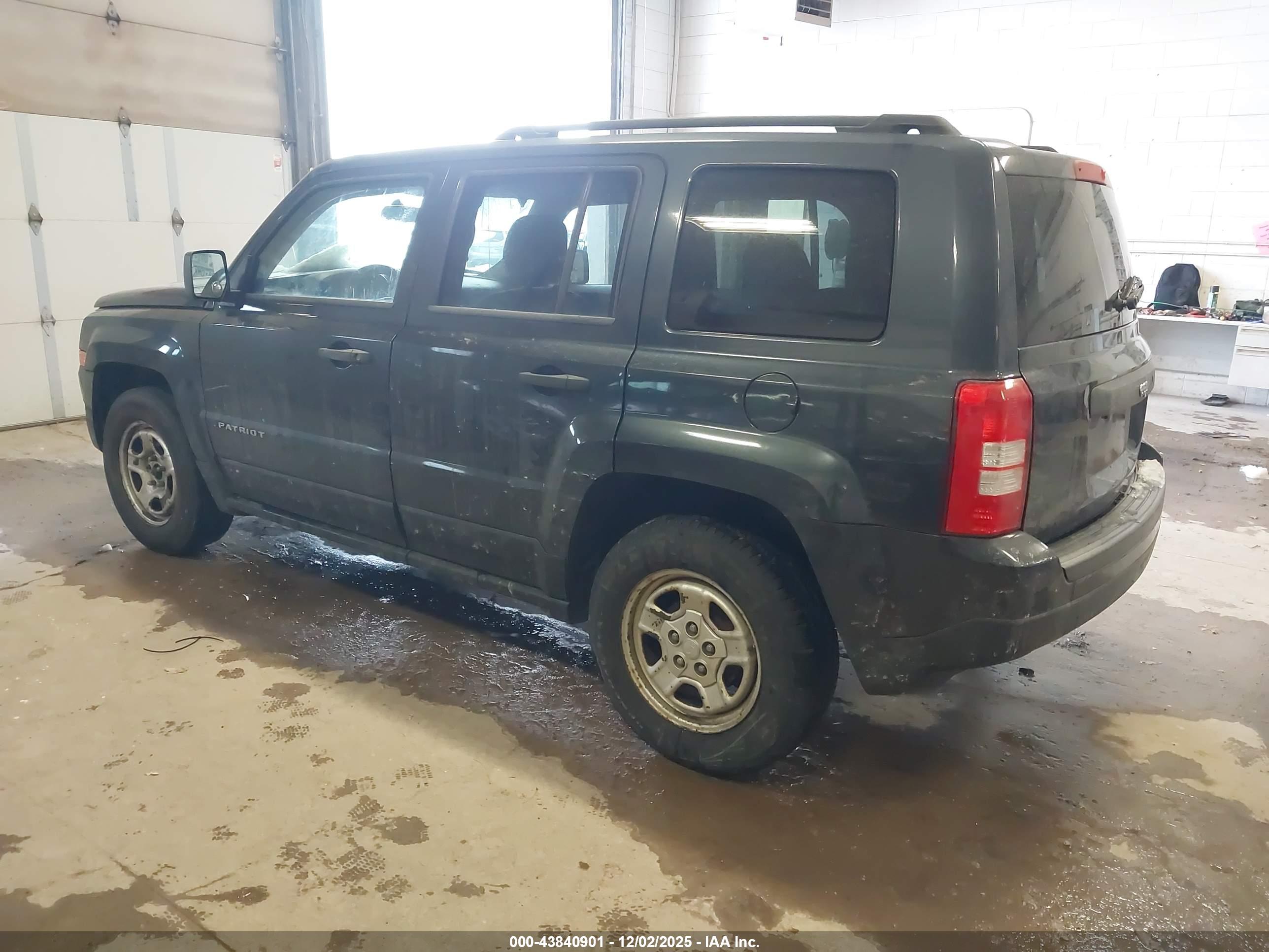 JEEP PATRIOT image 3