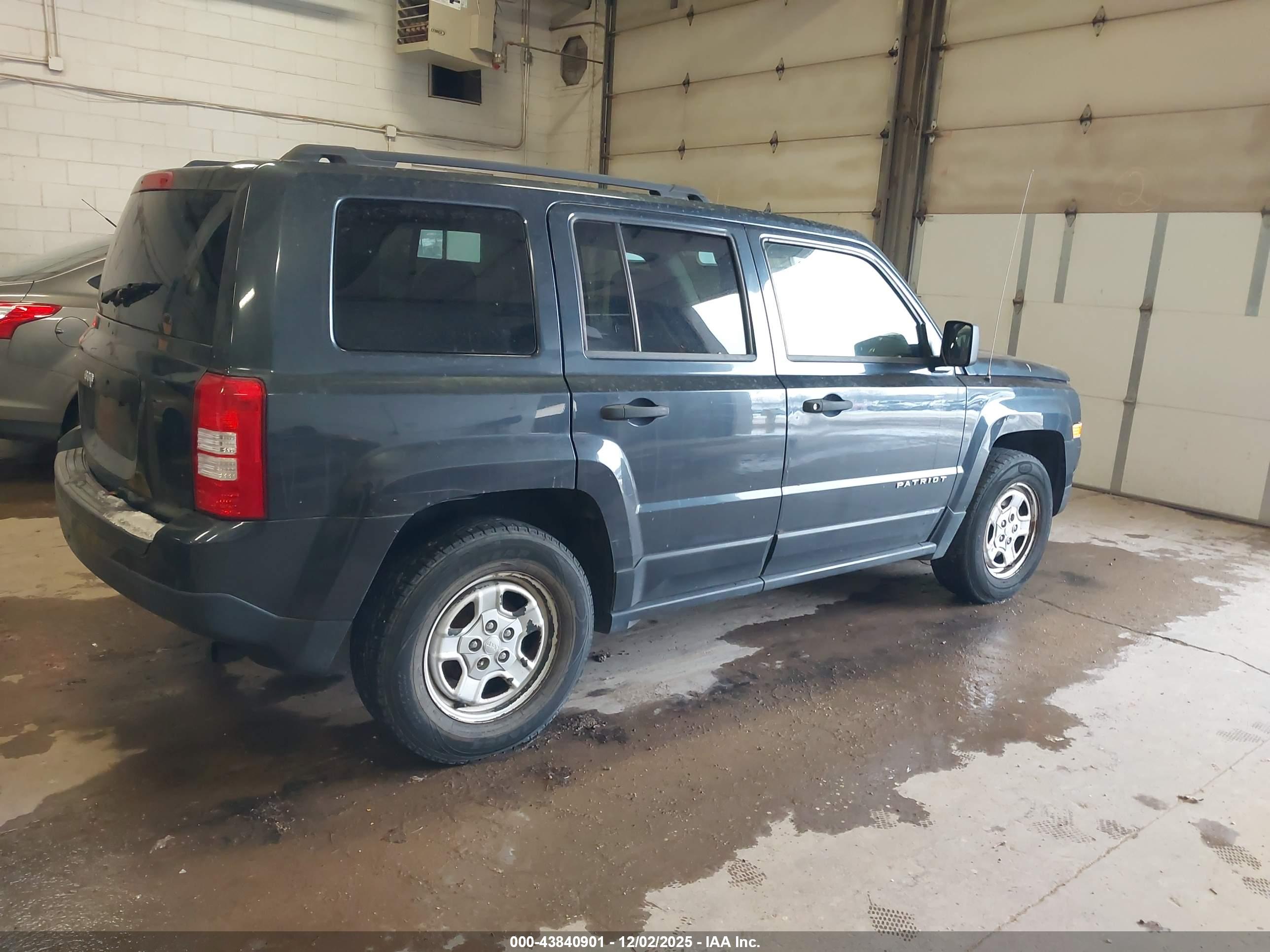 JEEP PATRIOT image 4