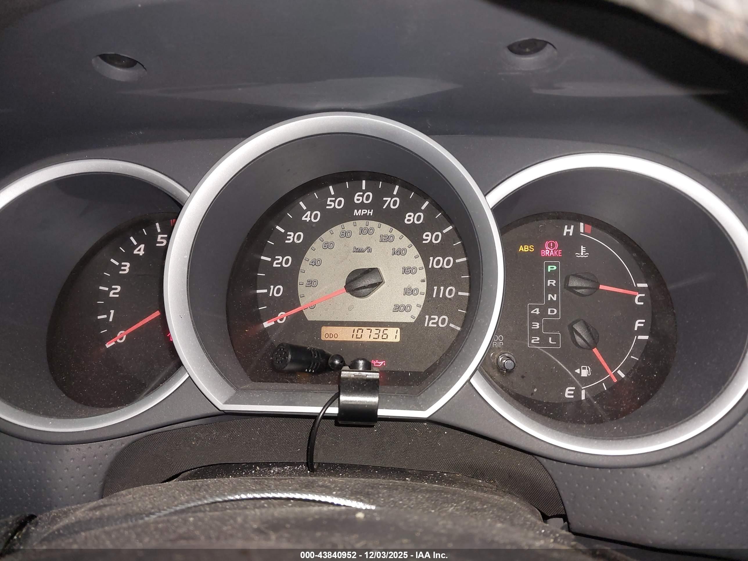 TOYOTA TACOMA image 7
