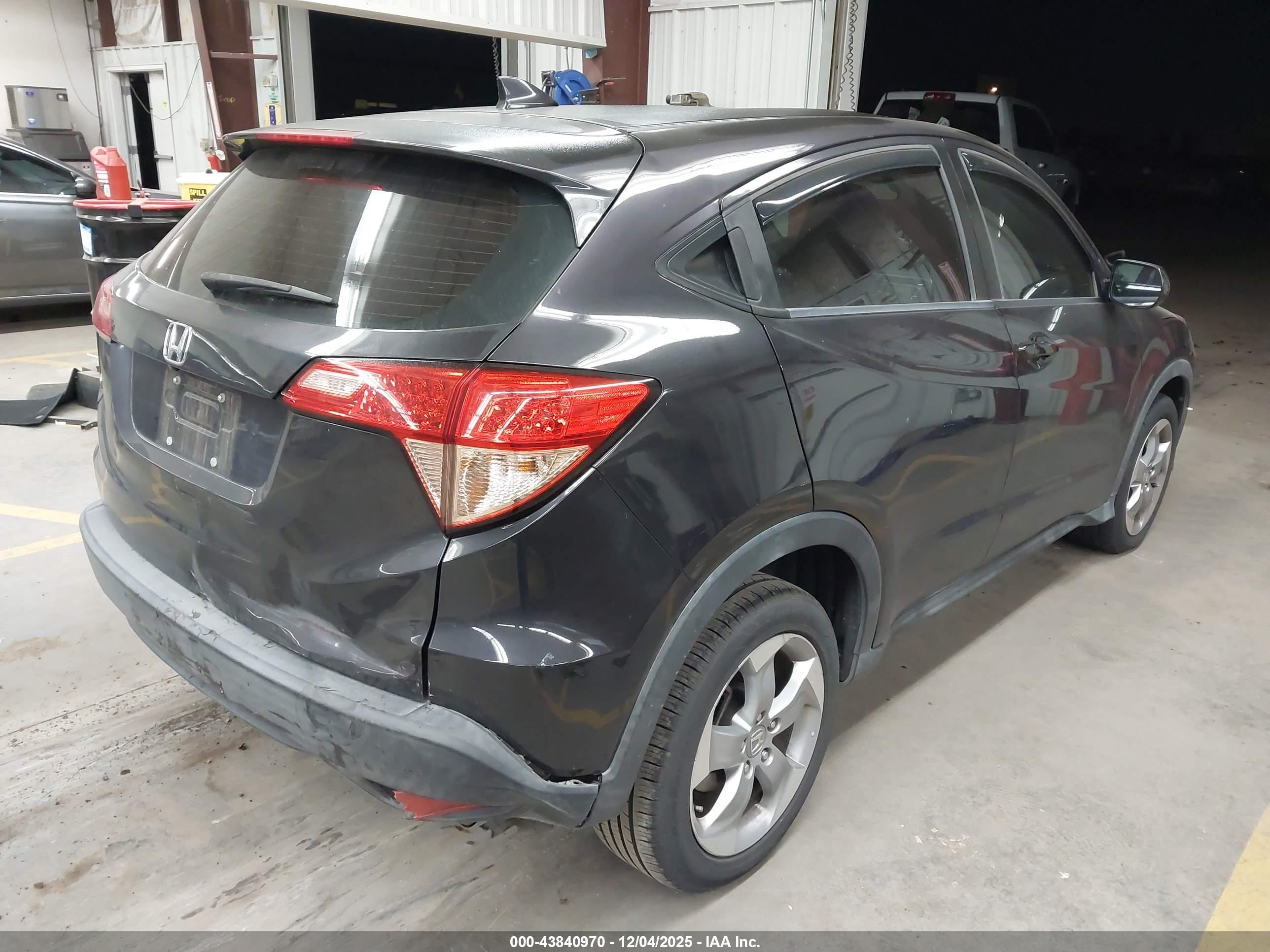 HONDA HR-V image 4