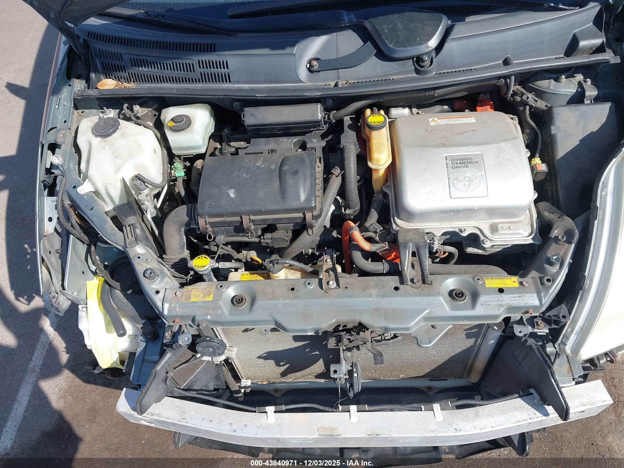 TOYOTA PRIUS image 10