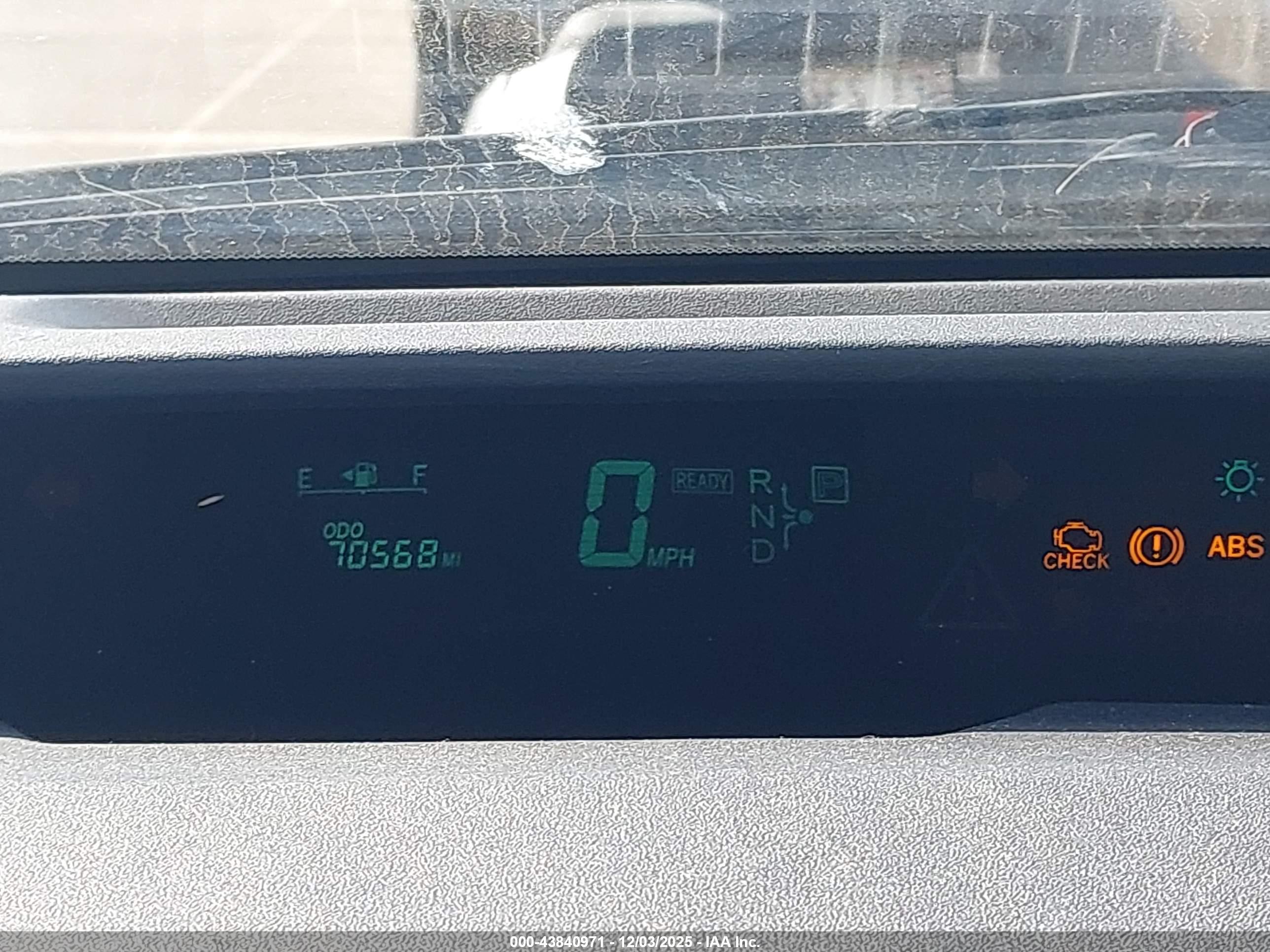 TOYOTA PRIUS image 7