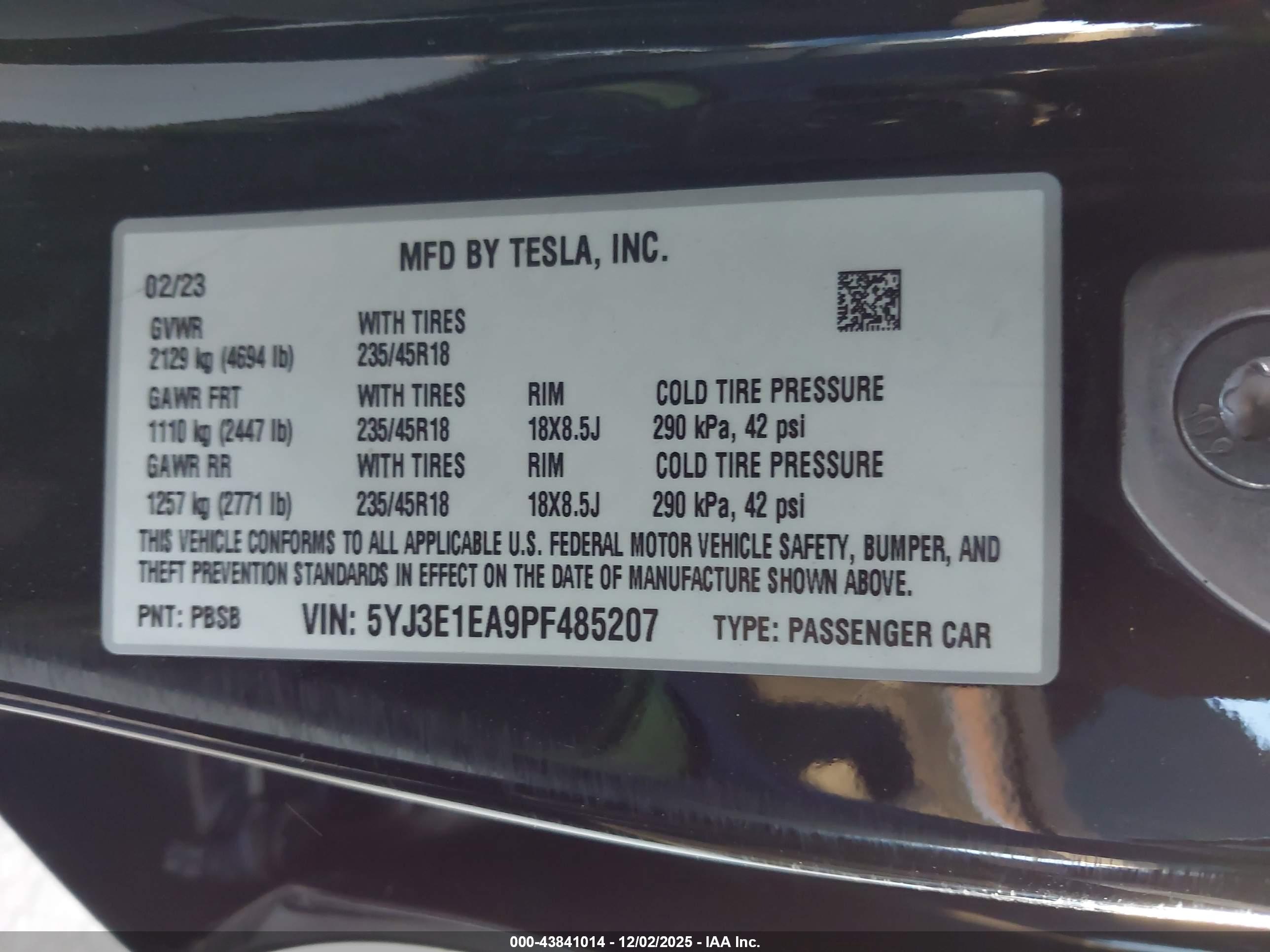 TESLA MODEL image 9