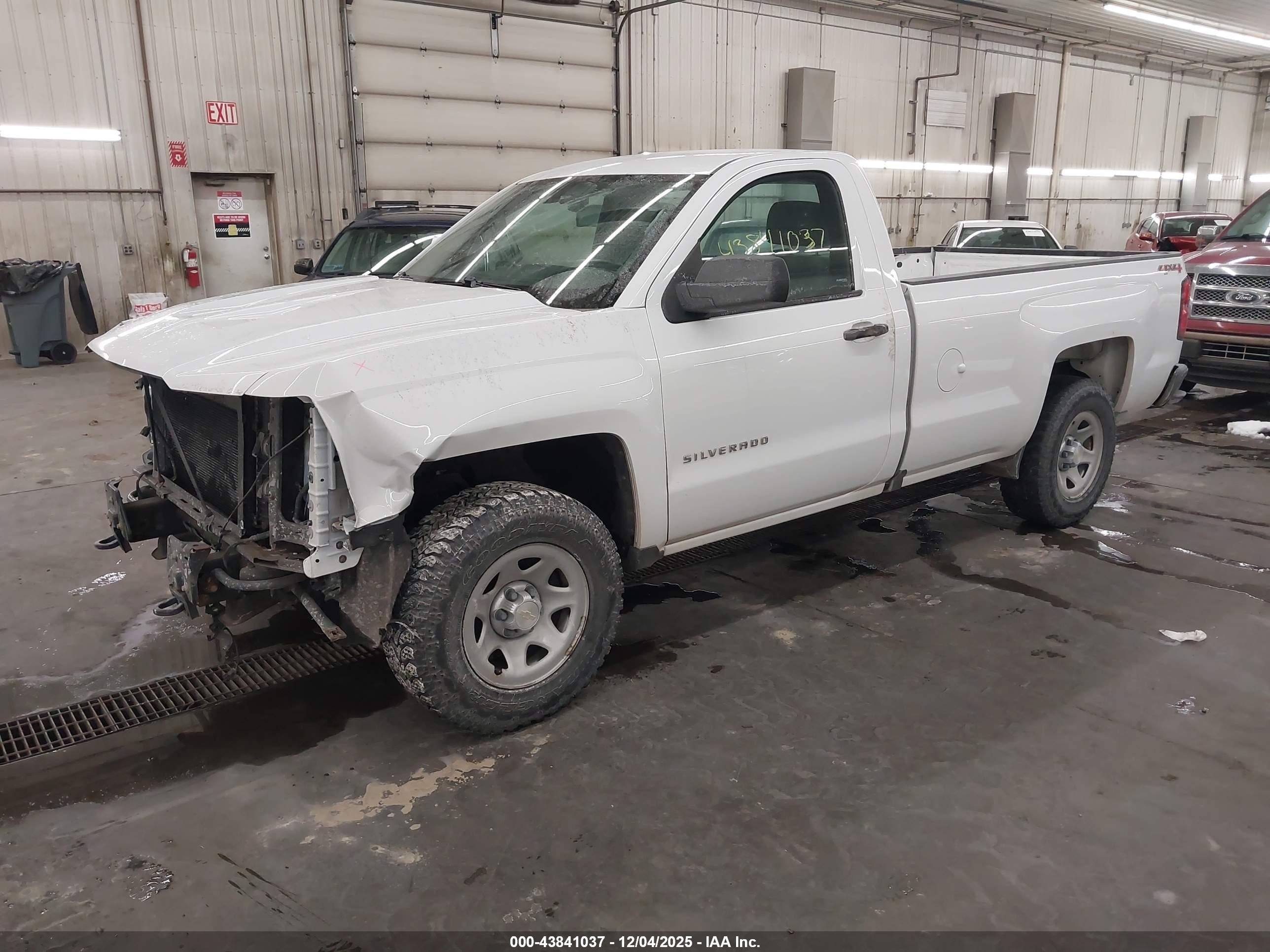 CHEVROLET SILVERADO image 2