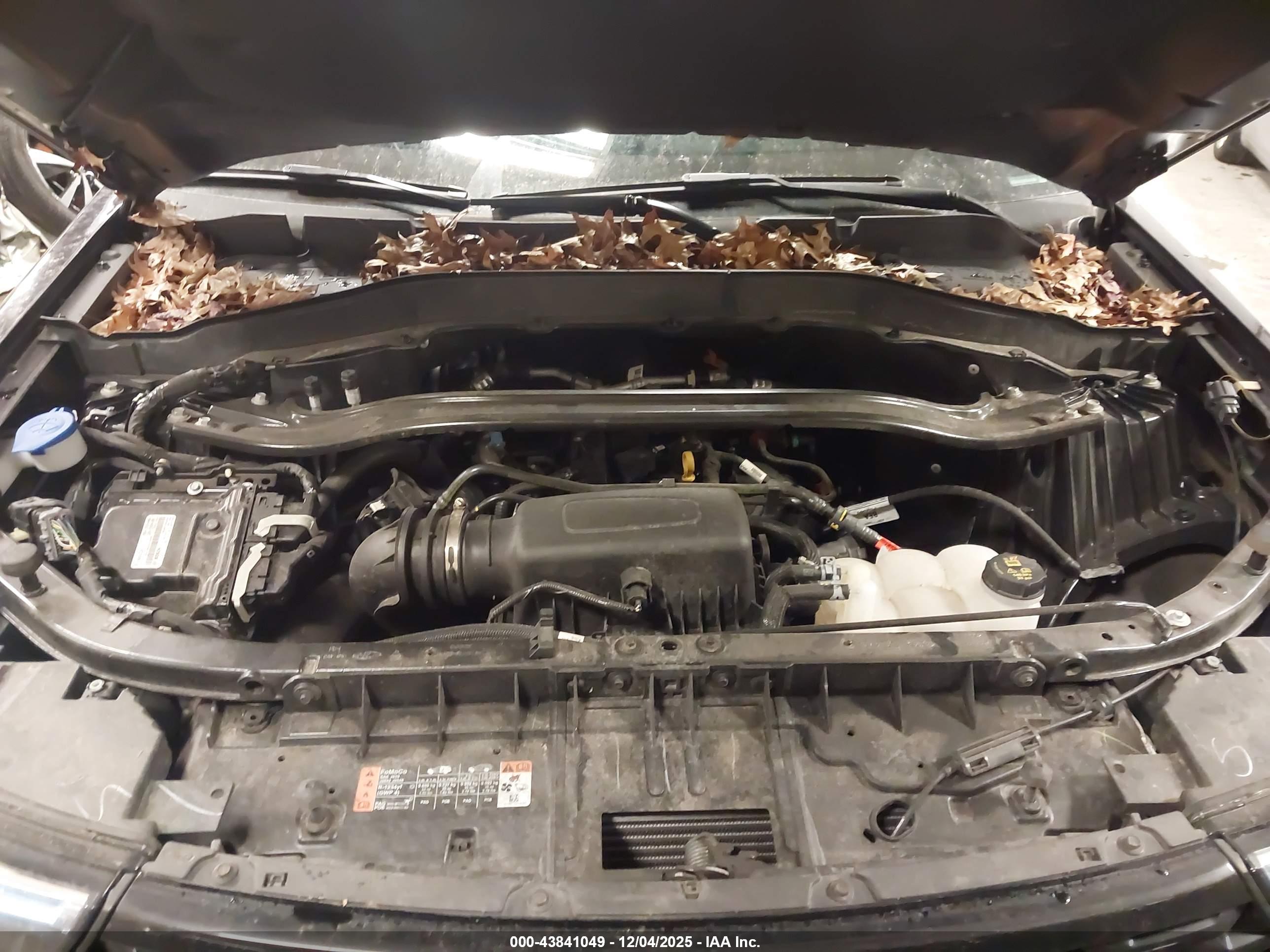 FORD EXPLORER image 10