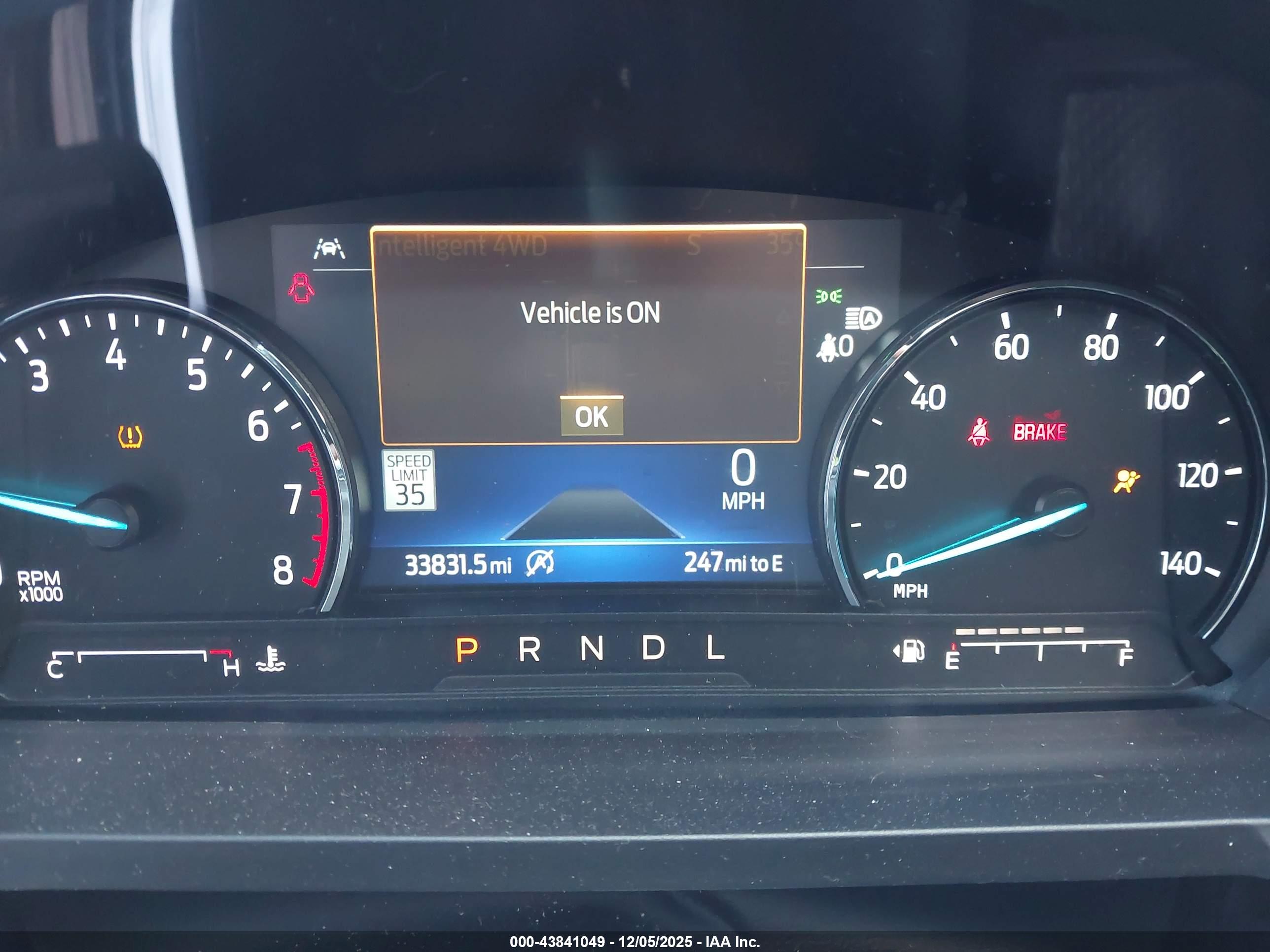 FORD EXPLORER image 7