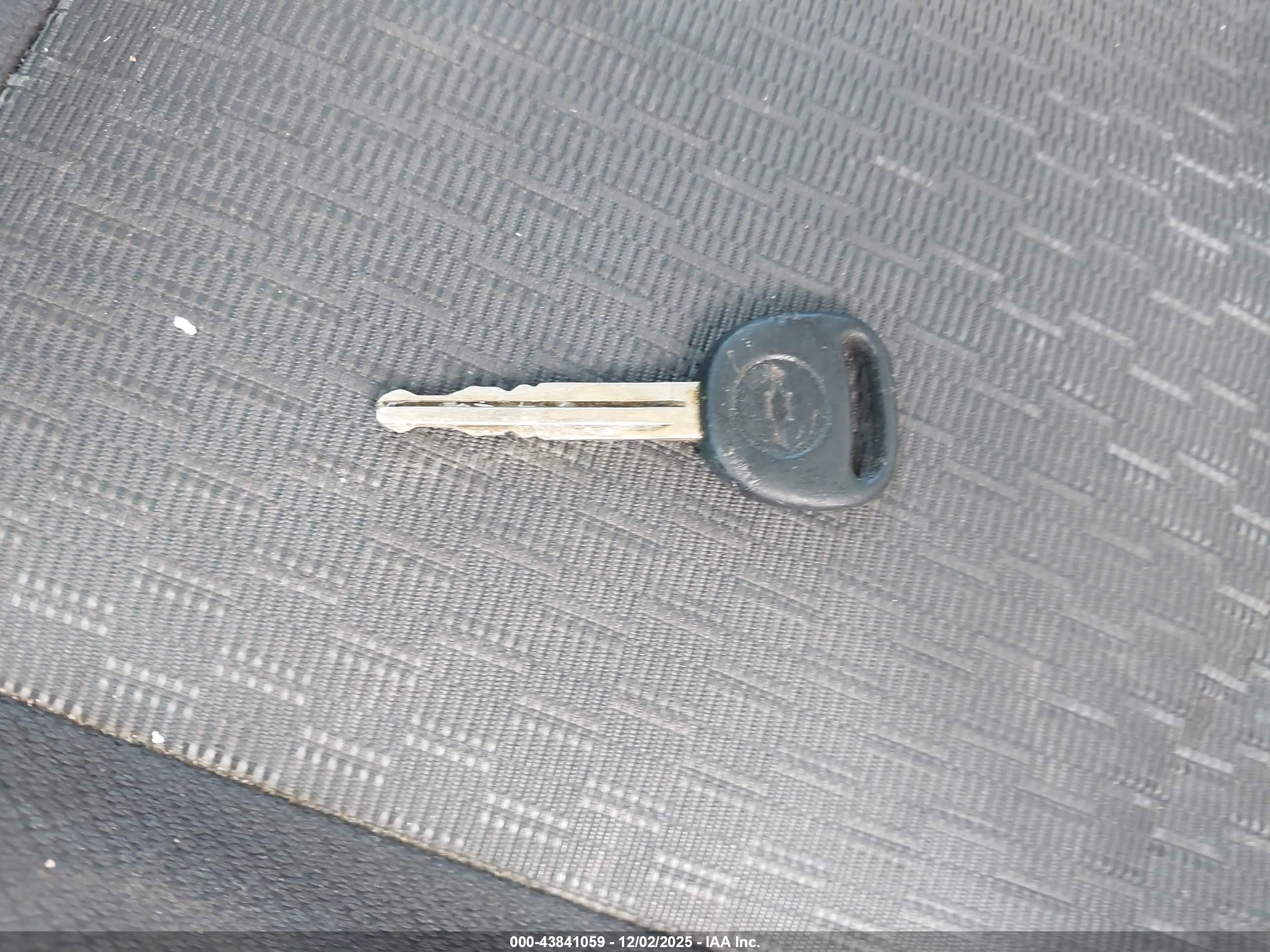 CHEVROLET COLORADO image 11